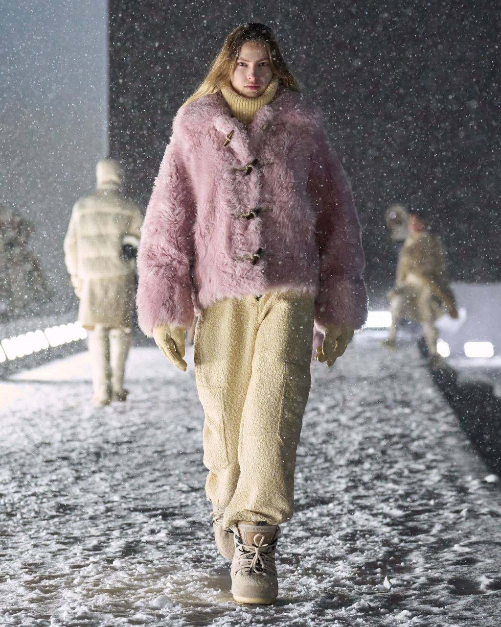 Fashion Week Milan Spring/Summer 2026 look 11 from the Moncler collection 男装