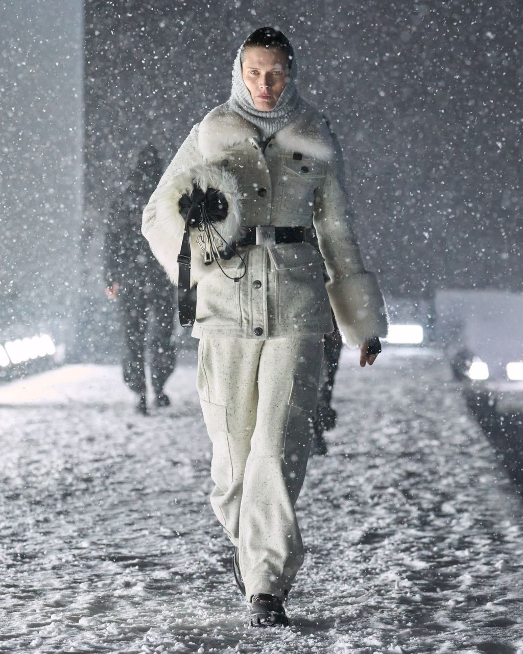 Fashion Week Milan Spring/Summer 2026 look 21 from the Moncler collection menswear