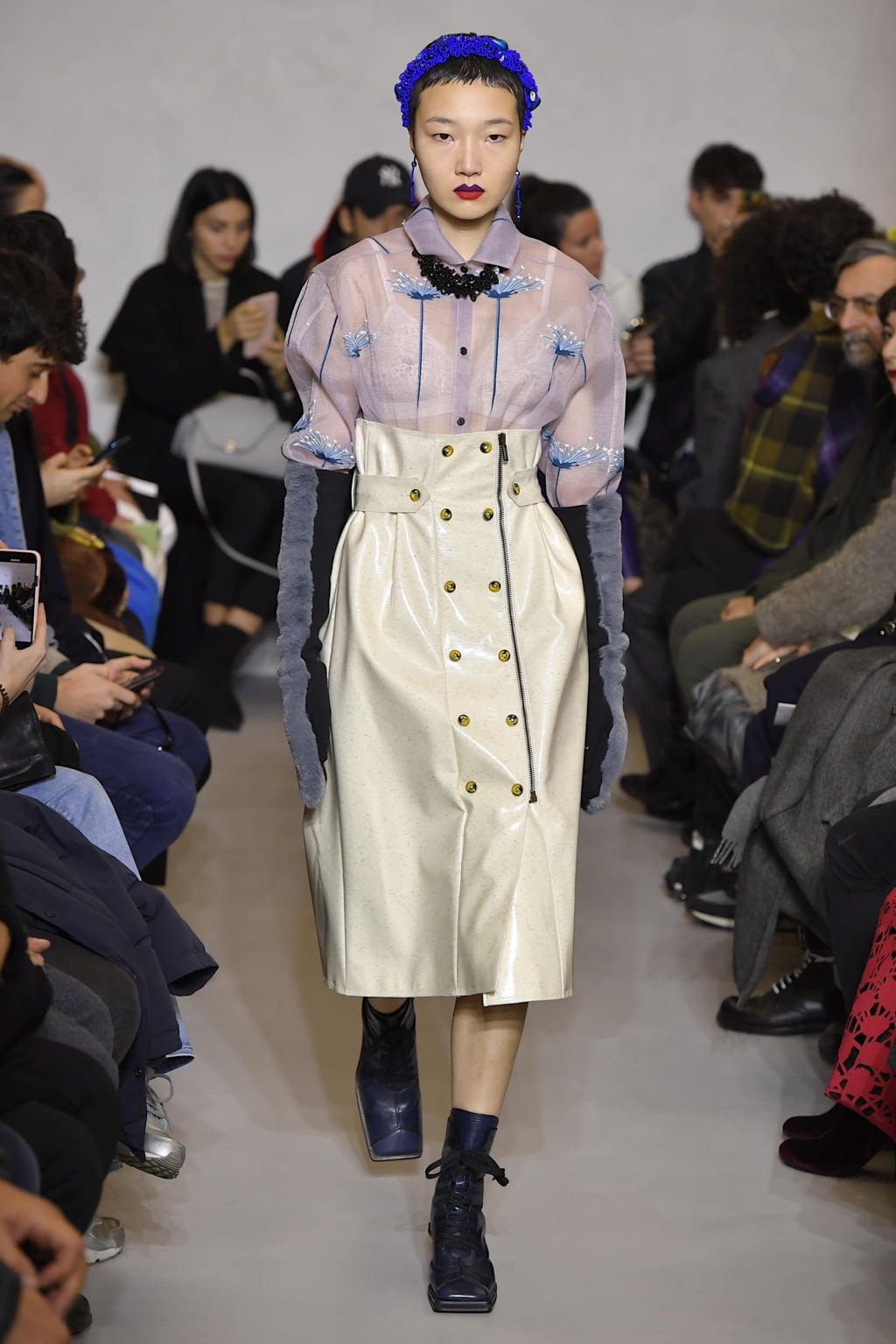 Fashion Week Milan Fall/Winter 2020 look 8 from the Miaoran collection 男装