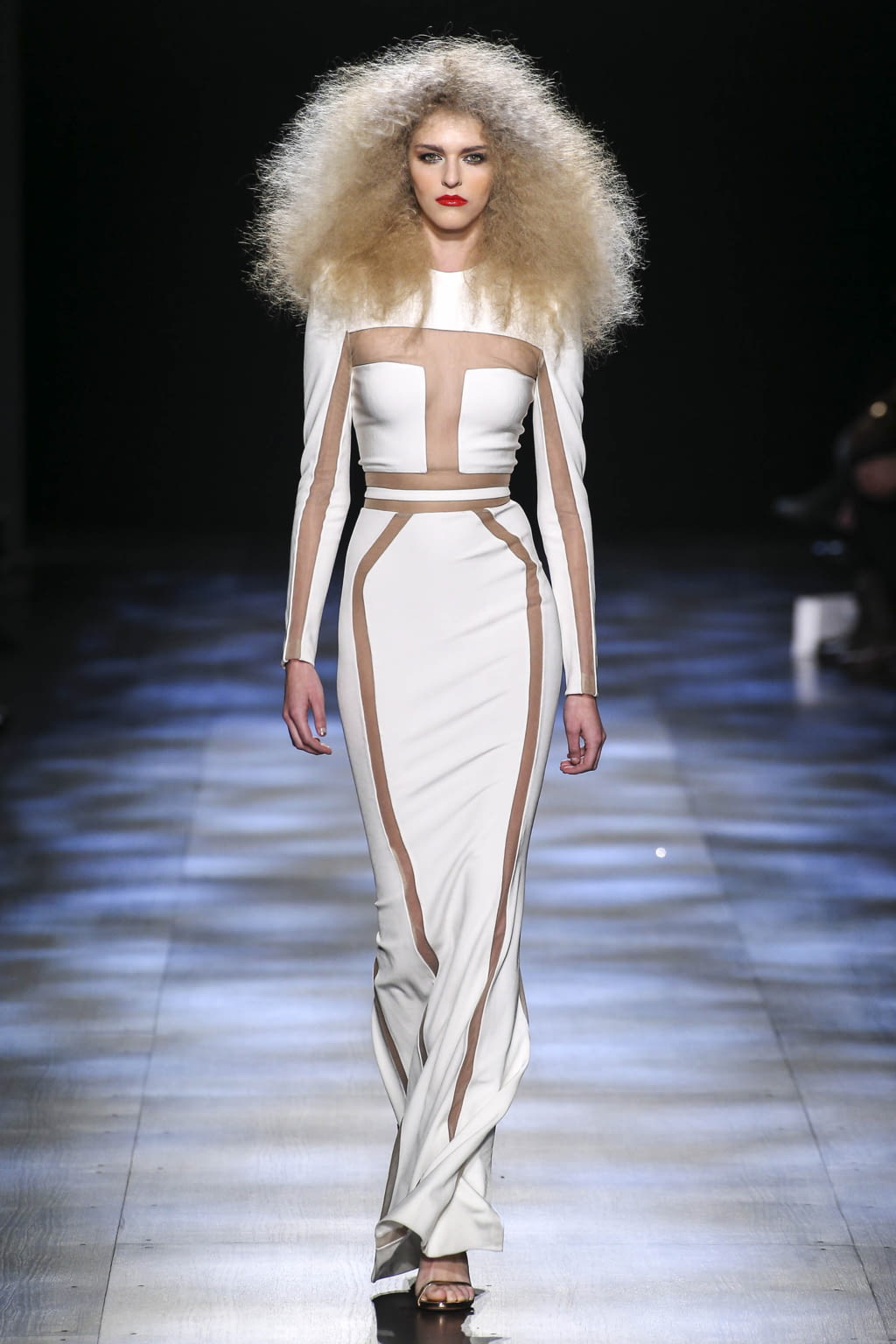 Fashion Week New York Fall/Winter 2017 look 16 from the Michael Costello collection womenswear