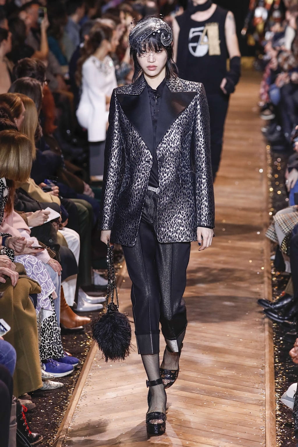 Fashion Week New York Fall/Winter 2019 look 57 de la collection Michael Kors Collection womenswear