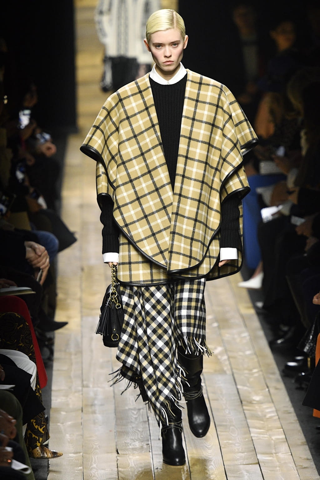 Fashion Week New York Fall/Winter 2020 look 8 de la collection Michael Kors Collection womenswear