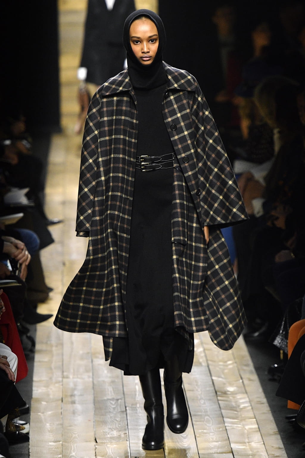 Fashion Week New York Fall/Winter 2020 look 51 from the Michael Kors Collection collection womenswear