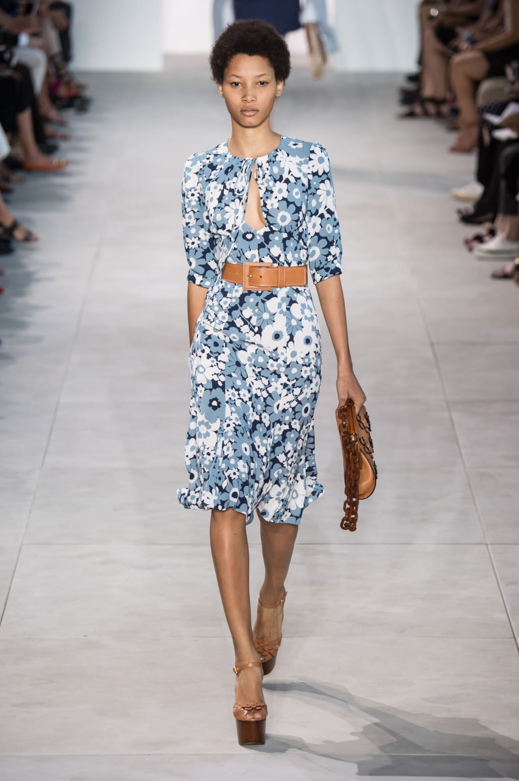Fashion Week New York Spring/Summer 2017 look 39 from the Michael Kors Collection collection womenswear