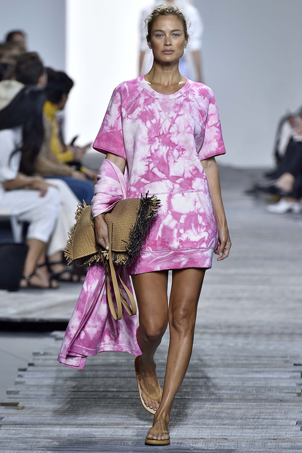 Fashion Week New York Spring/Summer 2018 look 1 from the Michael Kors Collection collection womenswear