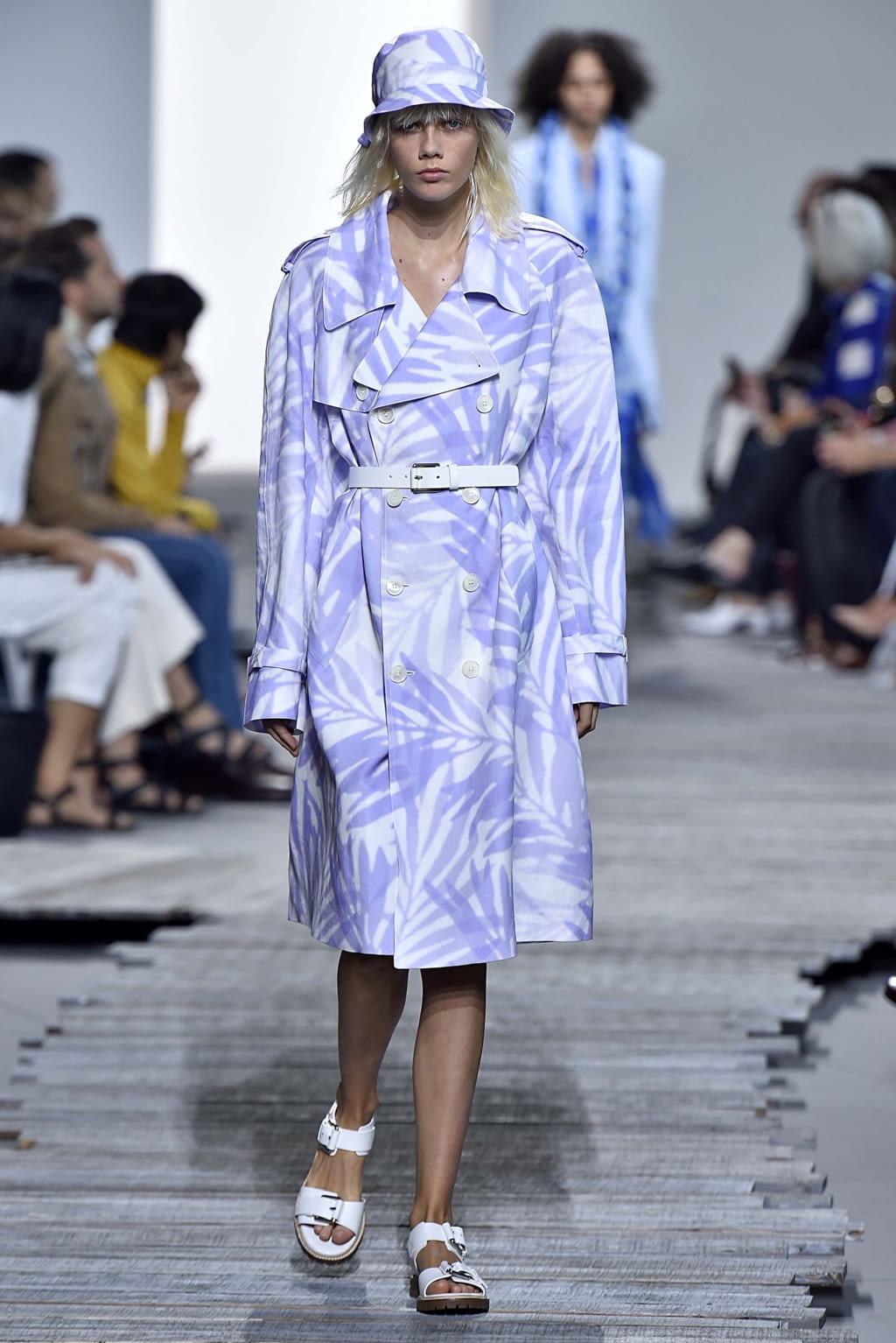 Fashion Week New York Spring/Summer 2018 look 8 de la collection Michael Kors Collection womenswear