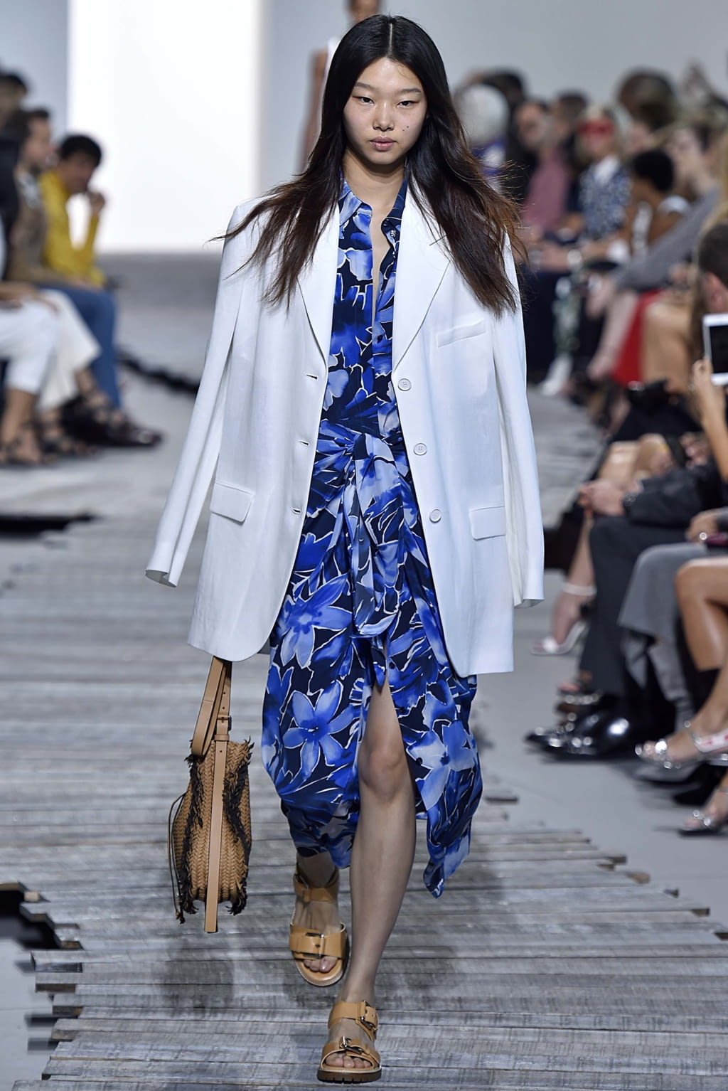 Fashion Week New York Spring/Summer 2018 look 22 from the Michael Kors Collection collection womenswear