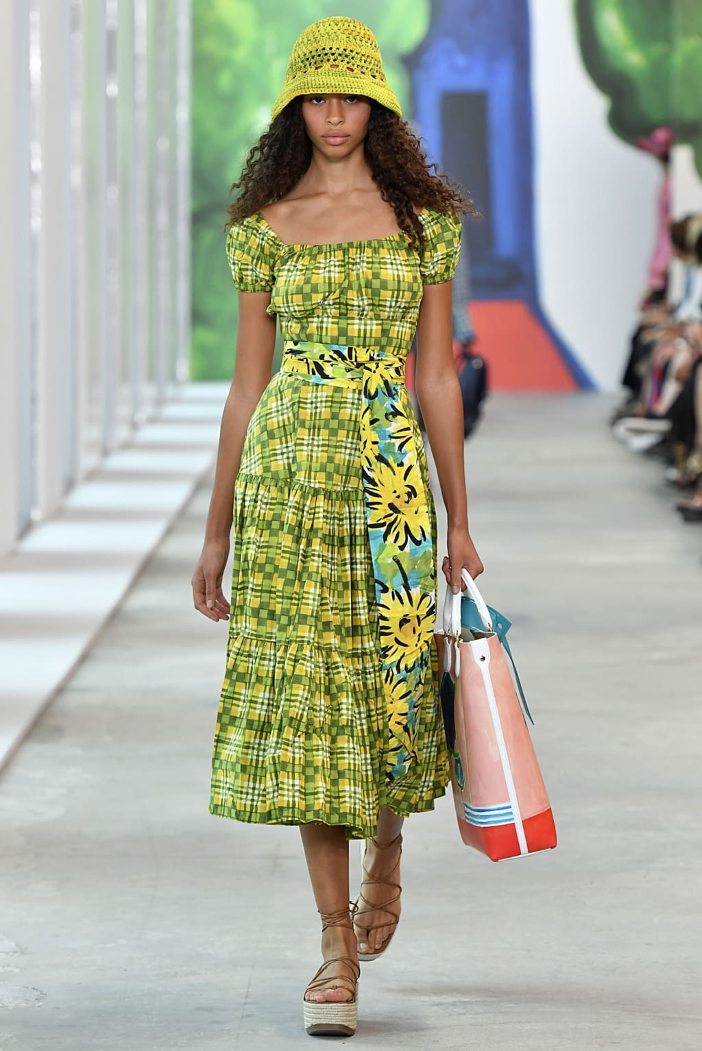 Fashion Week New York Spring/Summer 2019 look 14 de la collection Michael Kors Collection womenswear