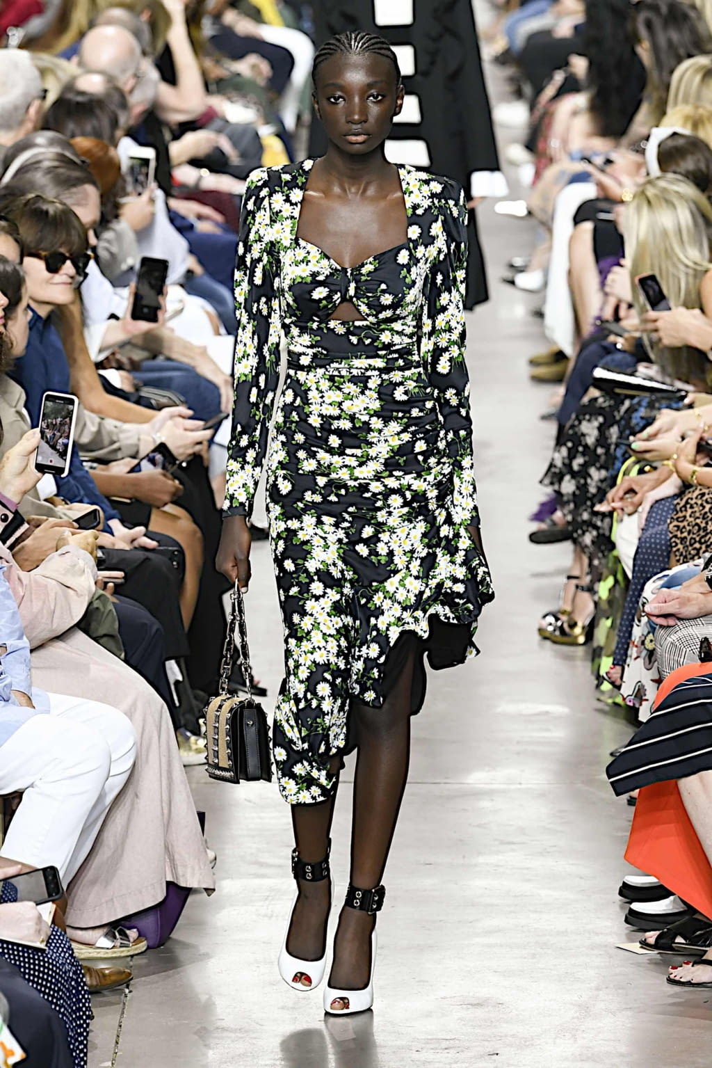 Fashion Week New York Spring/Summer 2020 look 59 from the Michael Kors Collection collection womenswear