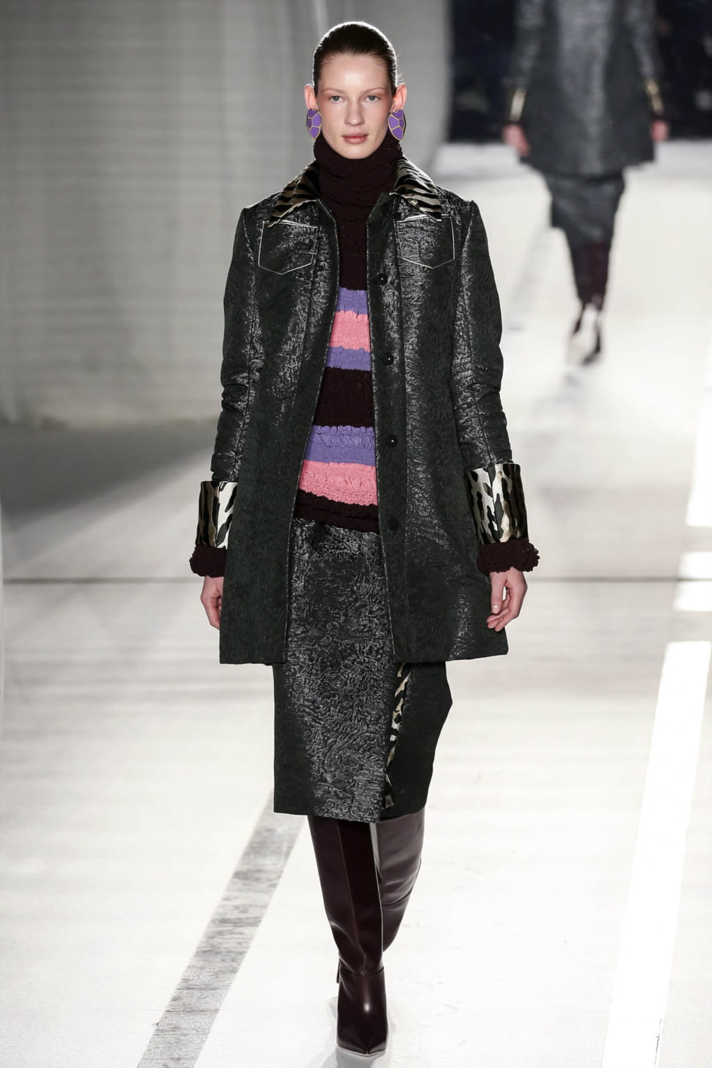 Fashion Week Milan Fall/Winter 2017 look 16 from the Mila Schön collection womenswear