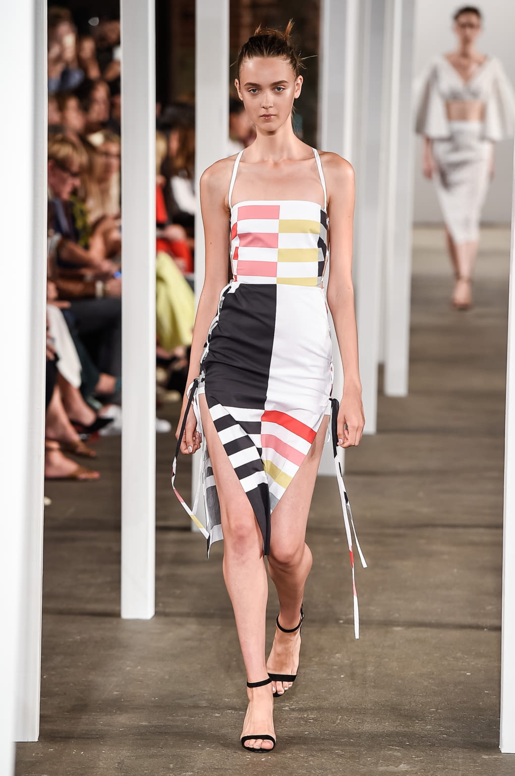 Fashion Week New York Spring/Summer 2017 look 24 from the Milly collection womenswear