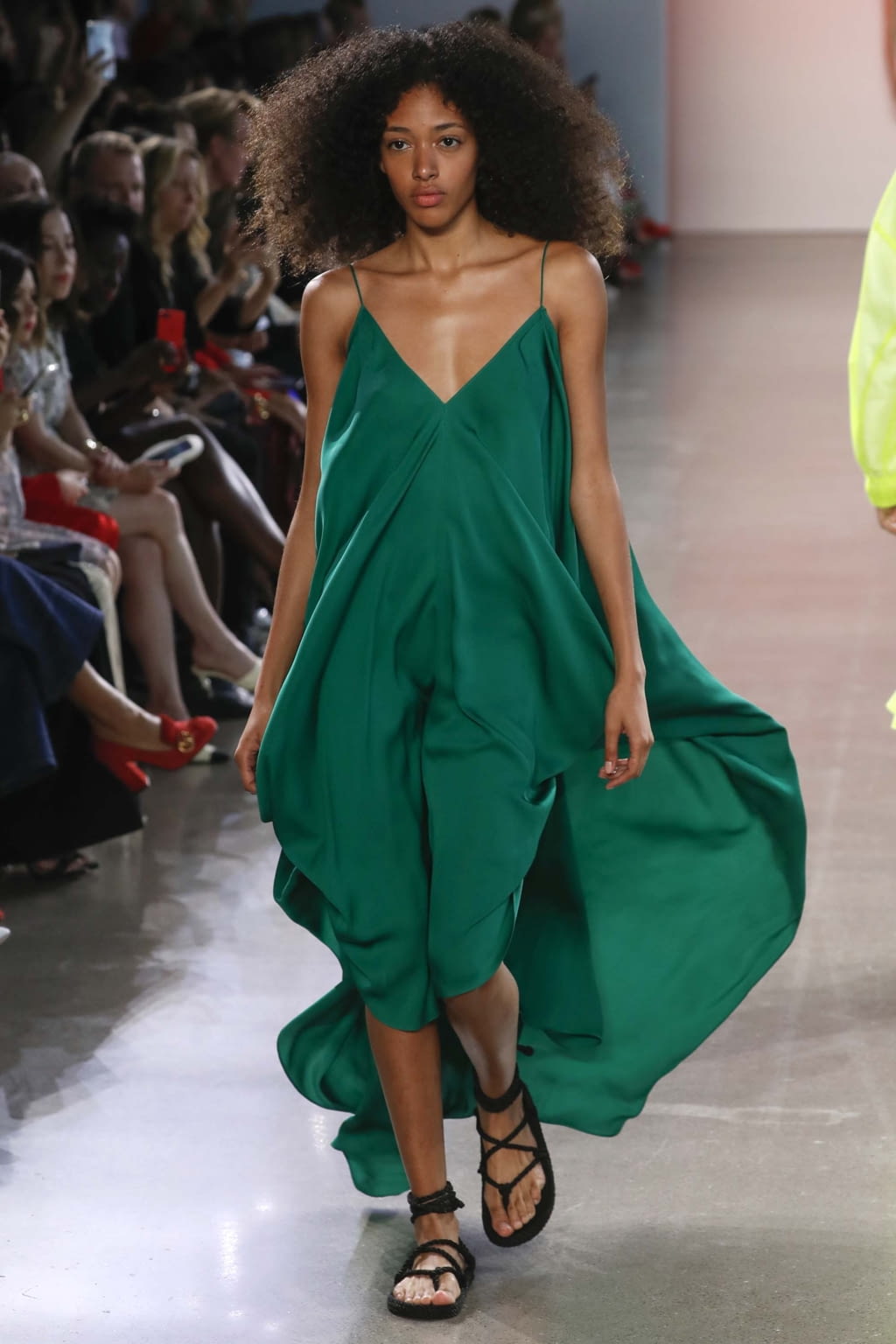 Fashion Week New York Spring/Summer 2019 look 12 de la collection Milly womenswear