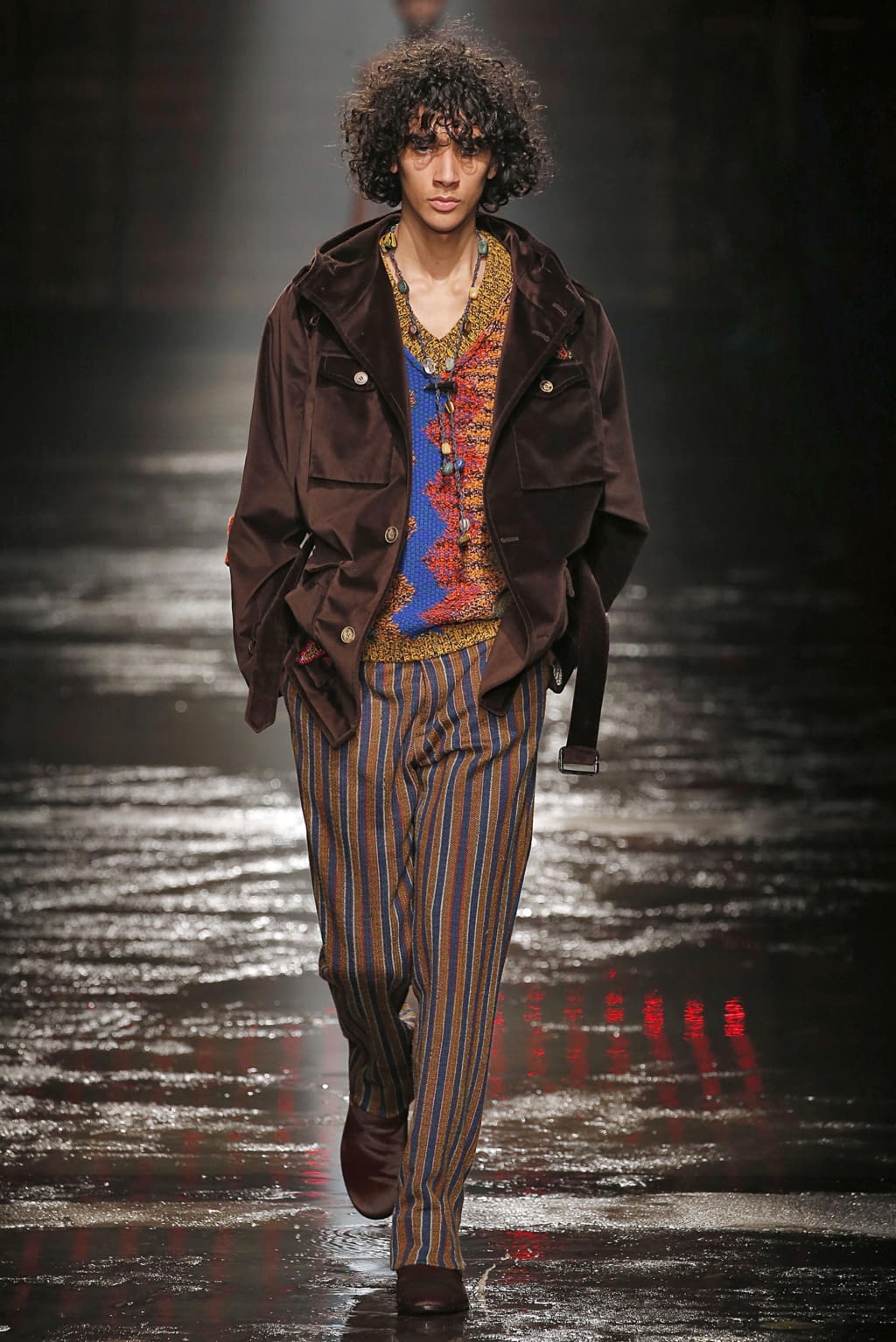 Fashion Week Milan Fall/Winter 2018 look 14 from the Missoni collection 女装
