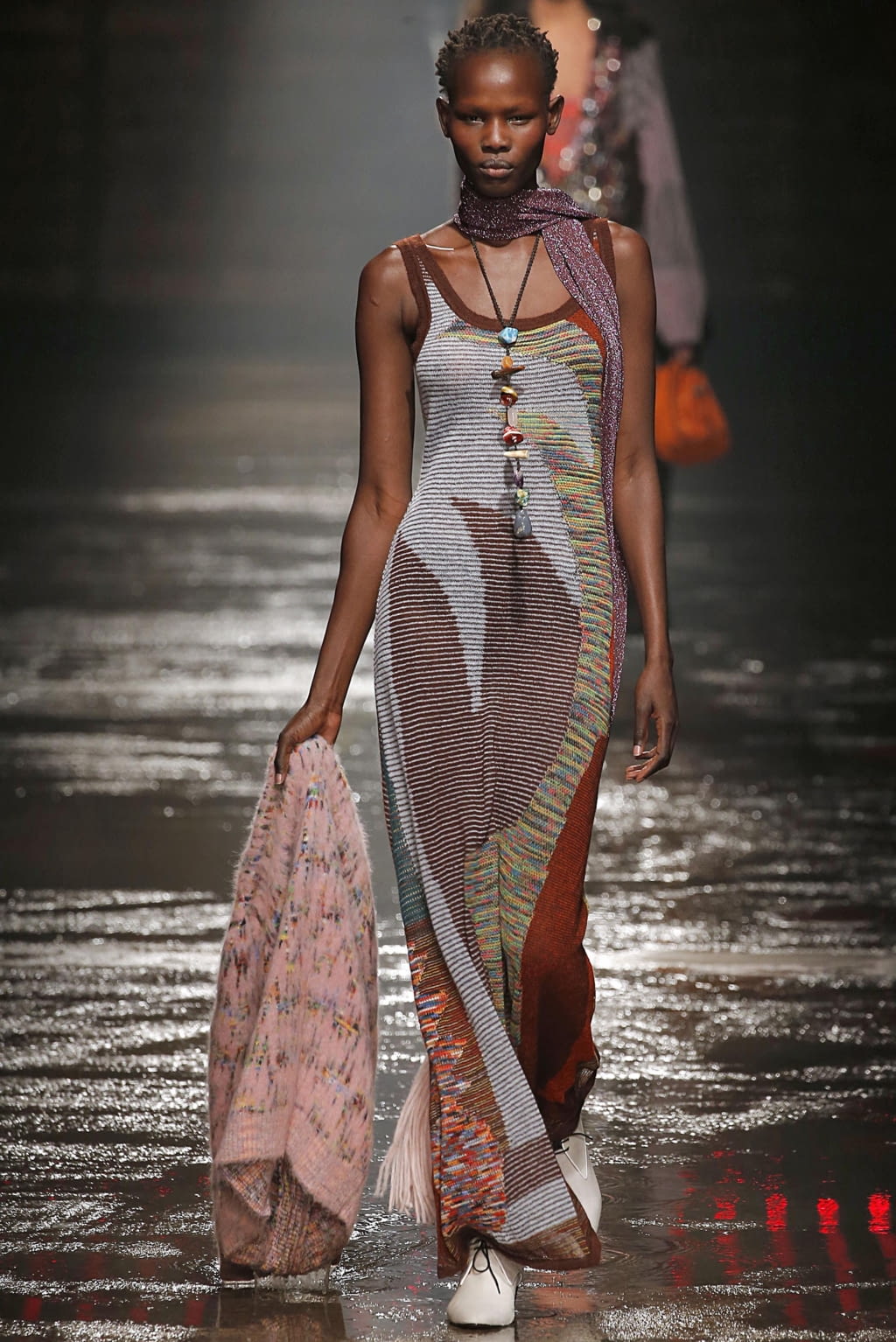Fashion Week Milan Fall/Winter 2018 look 15 from the Missoni collection womenswear