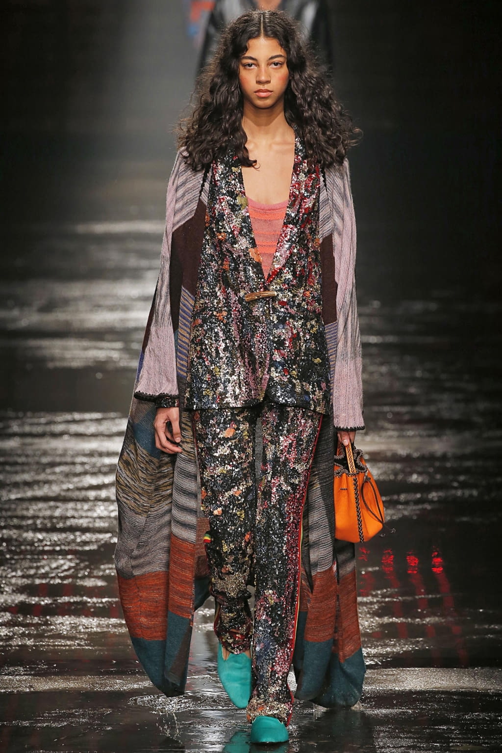 Fashion Week Milan Fall/Winter 2018 look 16 from the Missoni collection womenswear