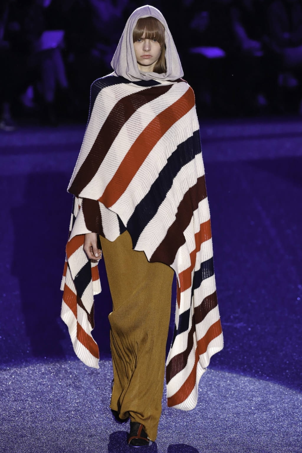 Fashion Week Milan Fall/Winter 2019 look 8 from the Missoni collection 女装
