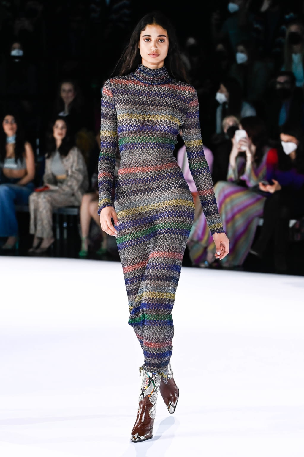 Fashion Week Milan Fall/Winter 2022 look 32 from the Missoni collection womenswear