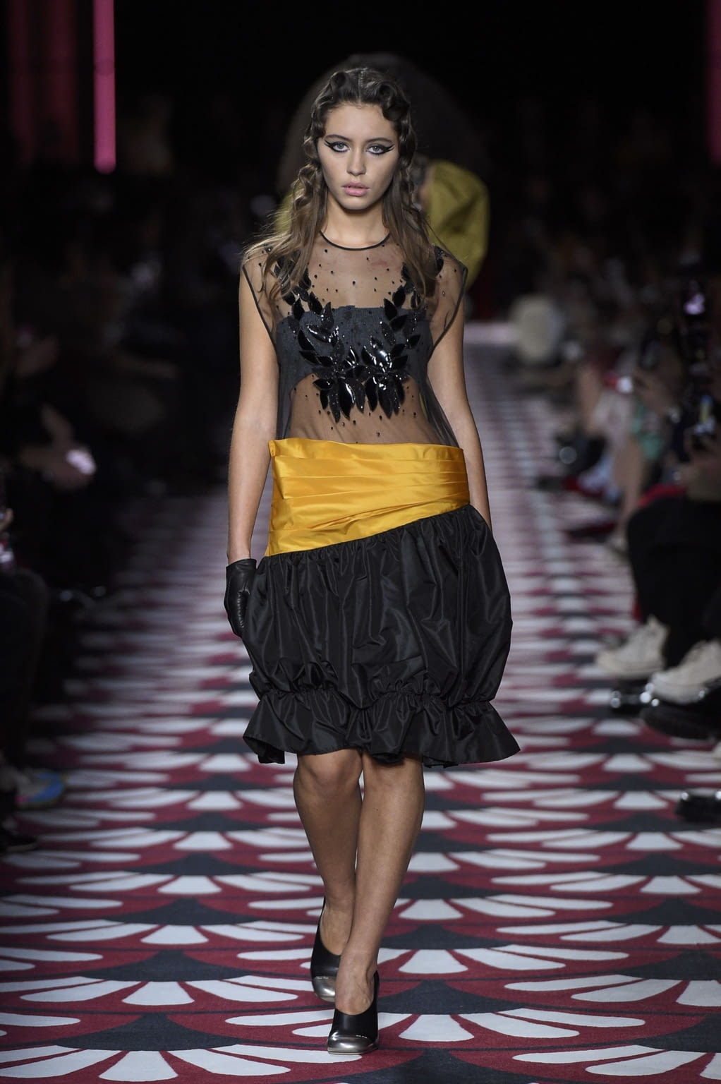 Fashion Week Paris Fall/Winter 2020 look 19 de la collection Miu Miu womenswear