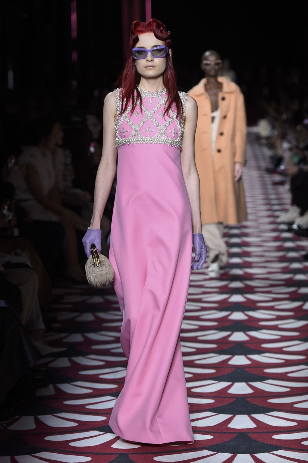 Fashion Week Paris Fall/Winter 2020 look 26 from the Miu Miu collection 女装