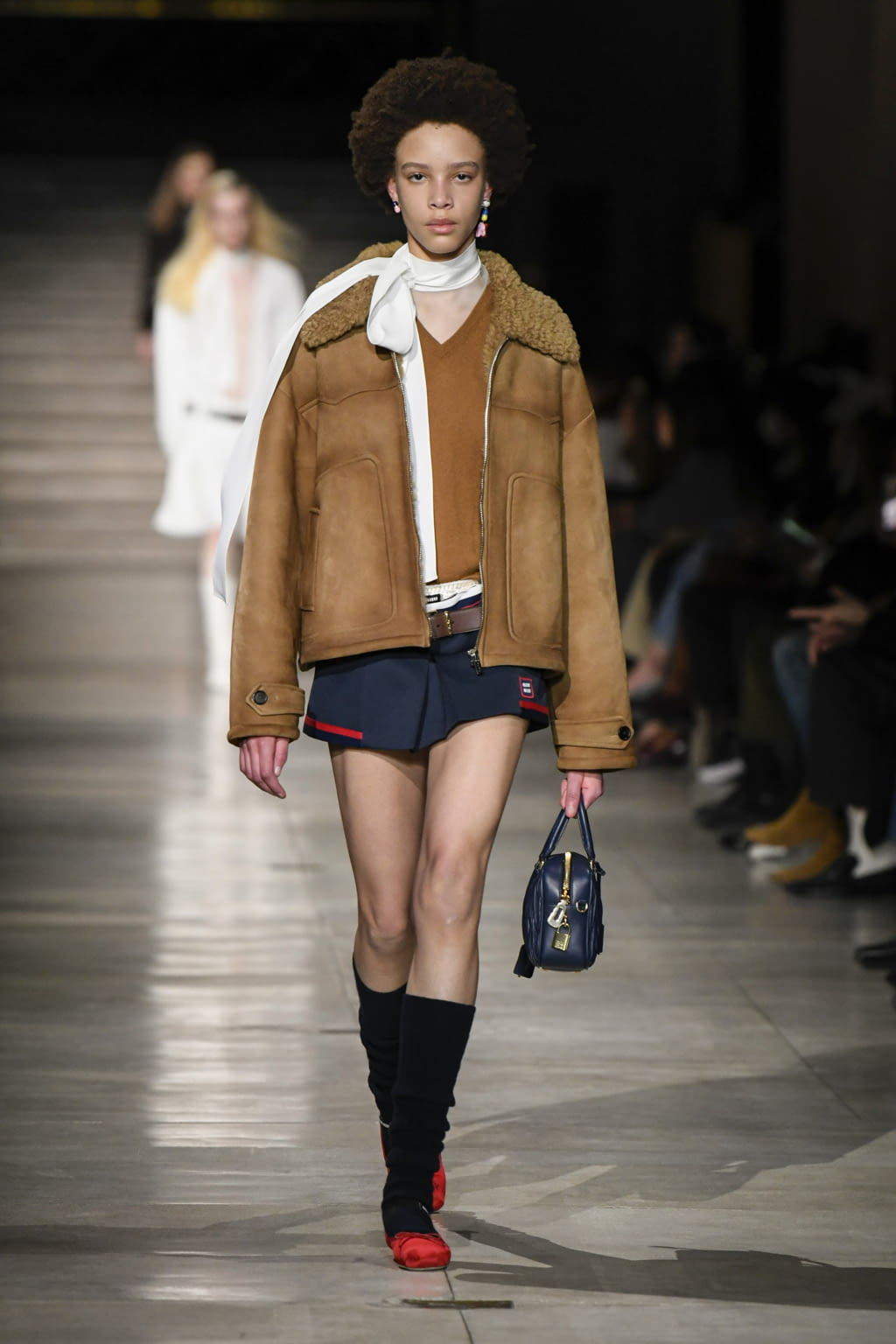 Fashion Week Paris Fall/Winter 2022 look 15 de la collection Miu Miu womenswear