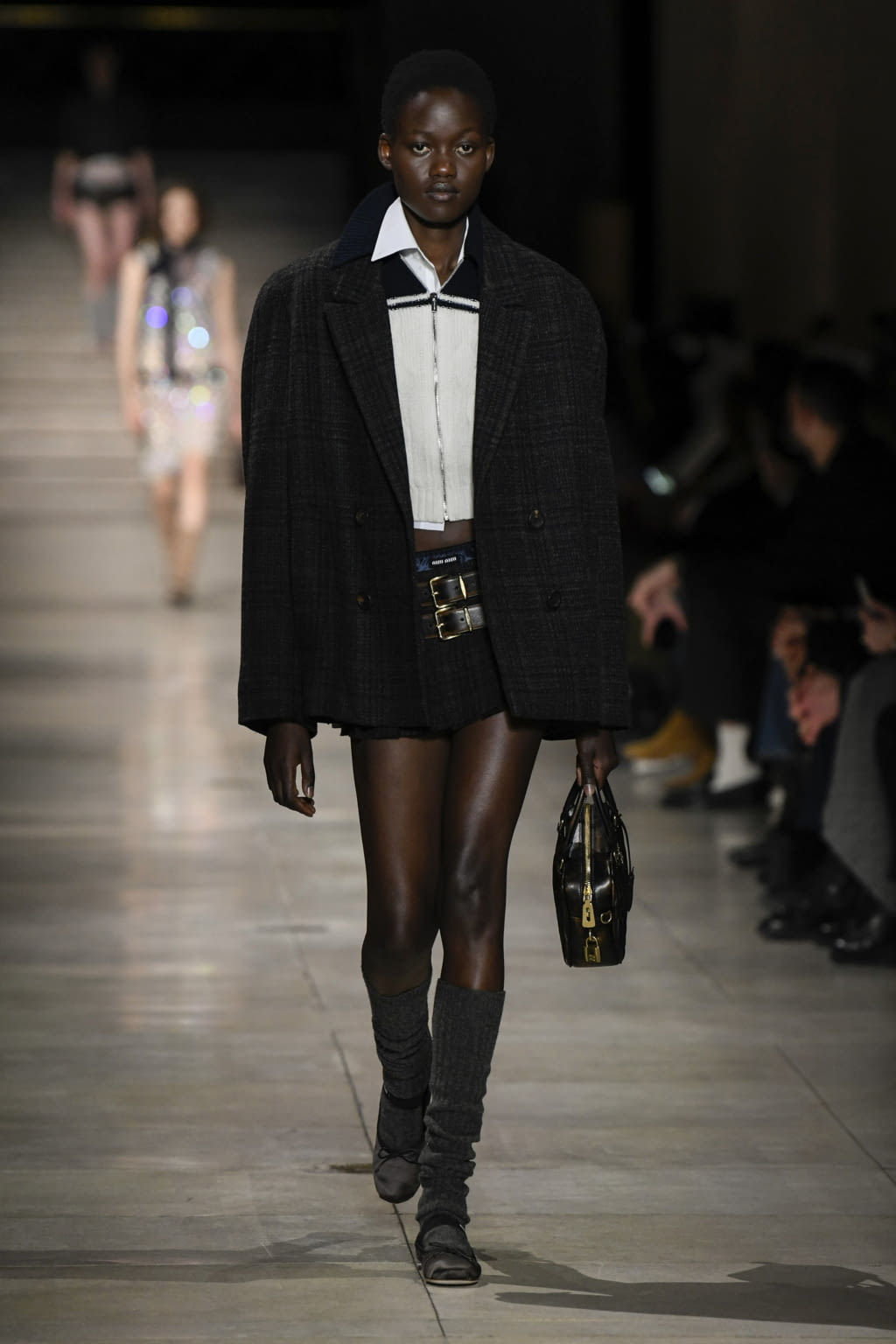 Fashion Week Paris Fall/Winter 2022 look 20 from the Miu Miu collection 女装