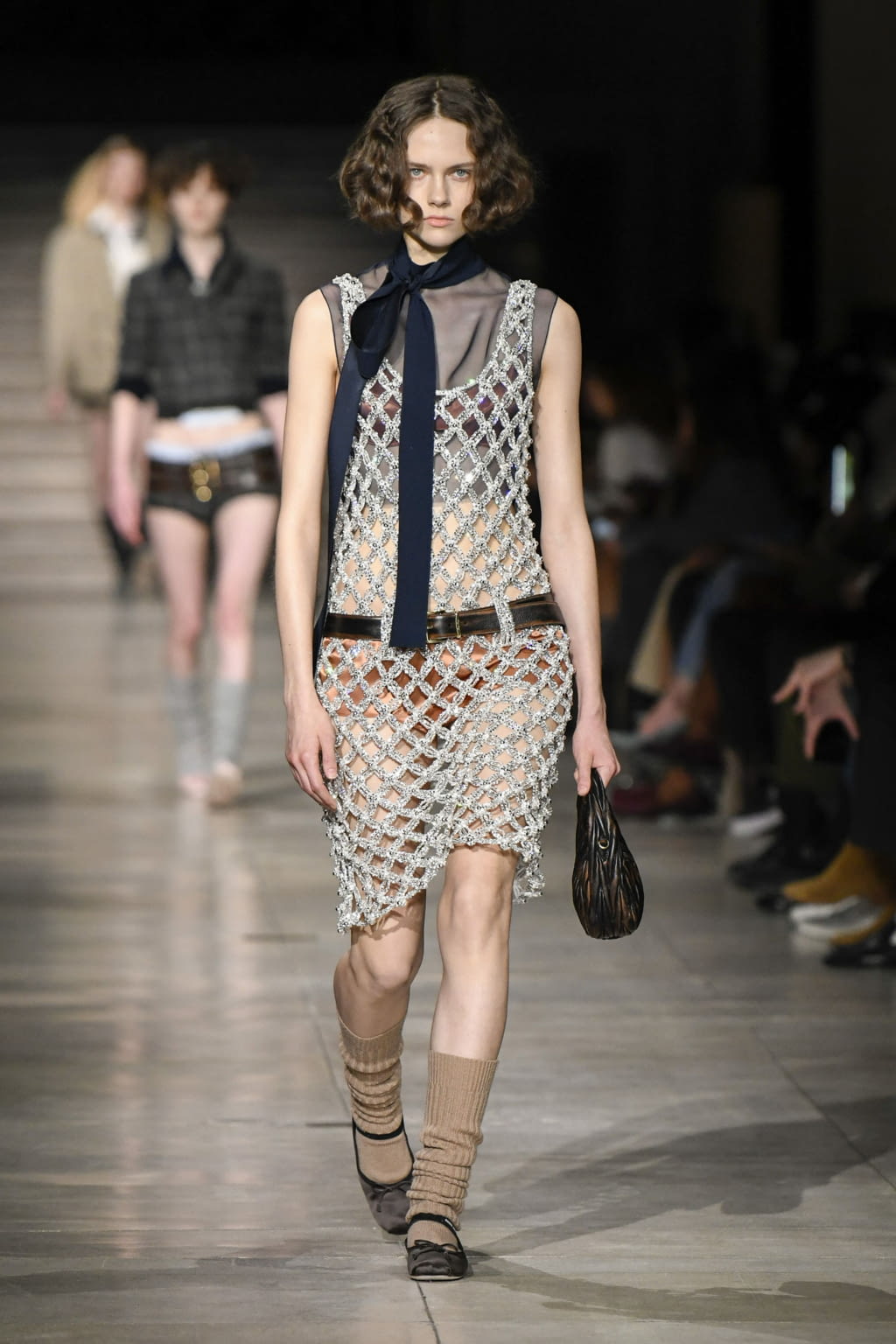 Fashion Week Paris Fall/Winter 2022 look 21 from the Miu Miu collection womenswear