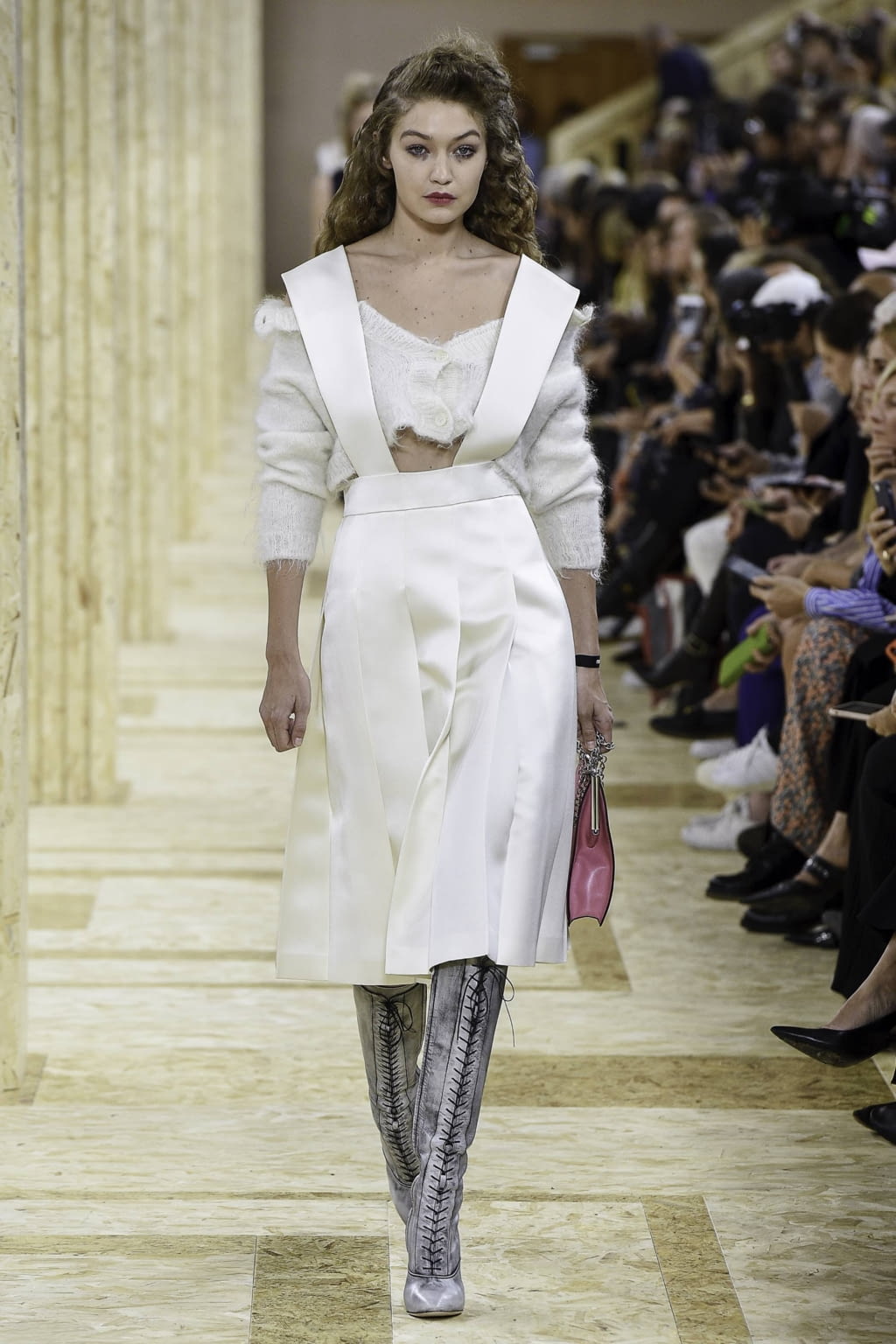 Fashion Week Paris Spring/Summer 2020 look 4 from the Miu Miu collection womenswear