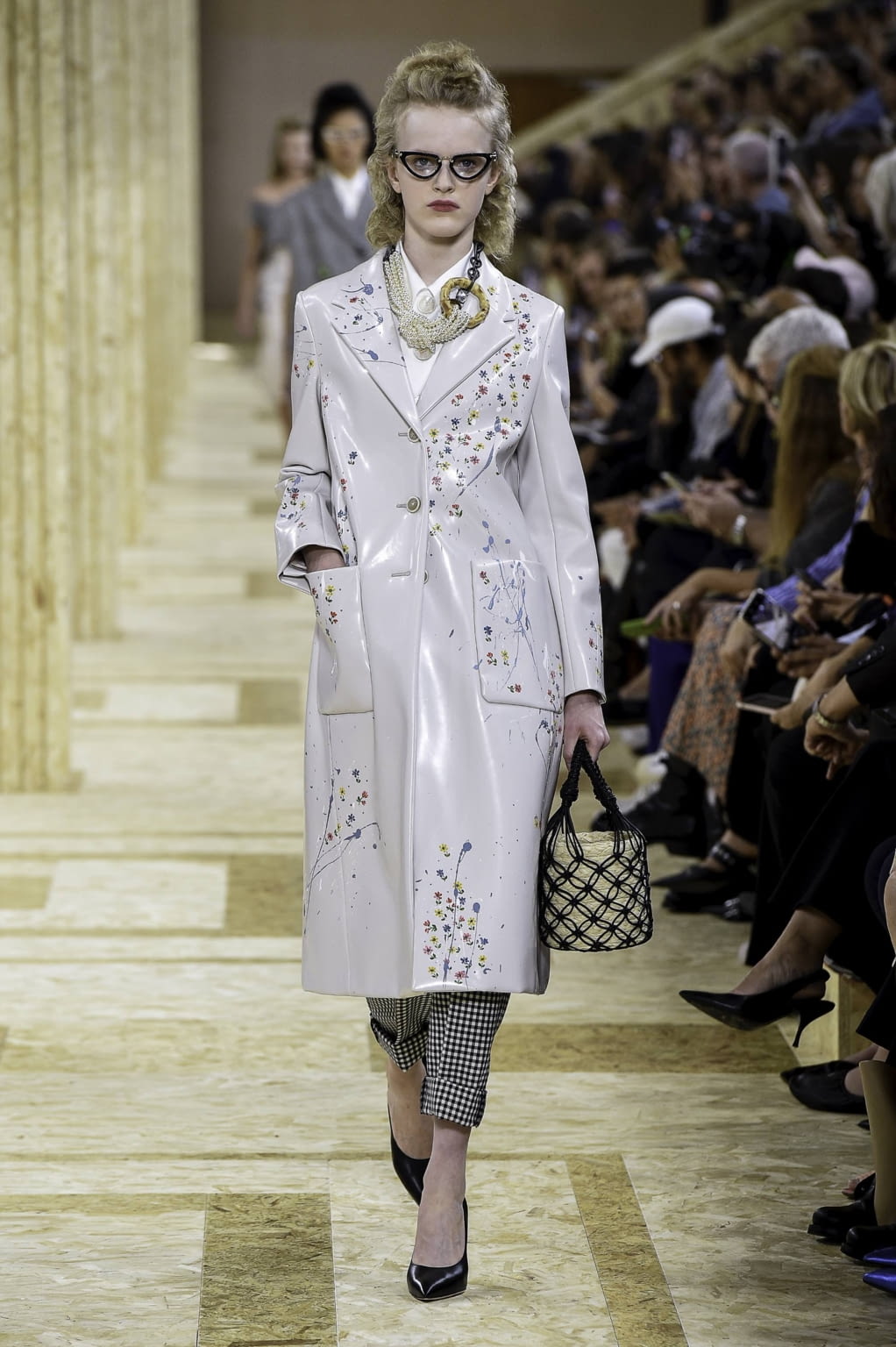Fashion Week Paris Spring/Summer 2020 look 11 from the Miu Miu collection 女装