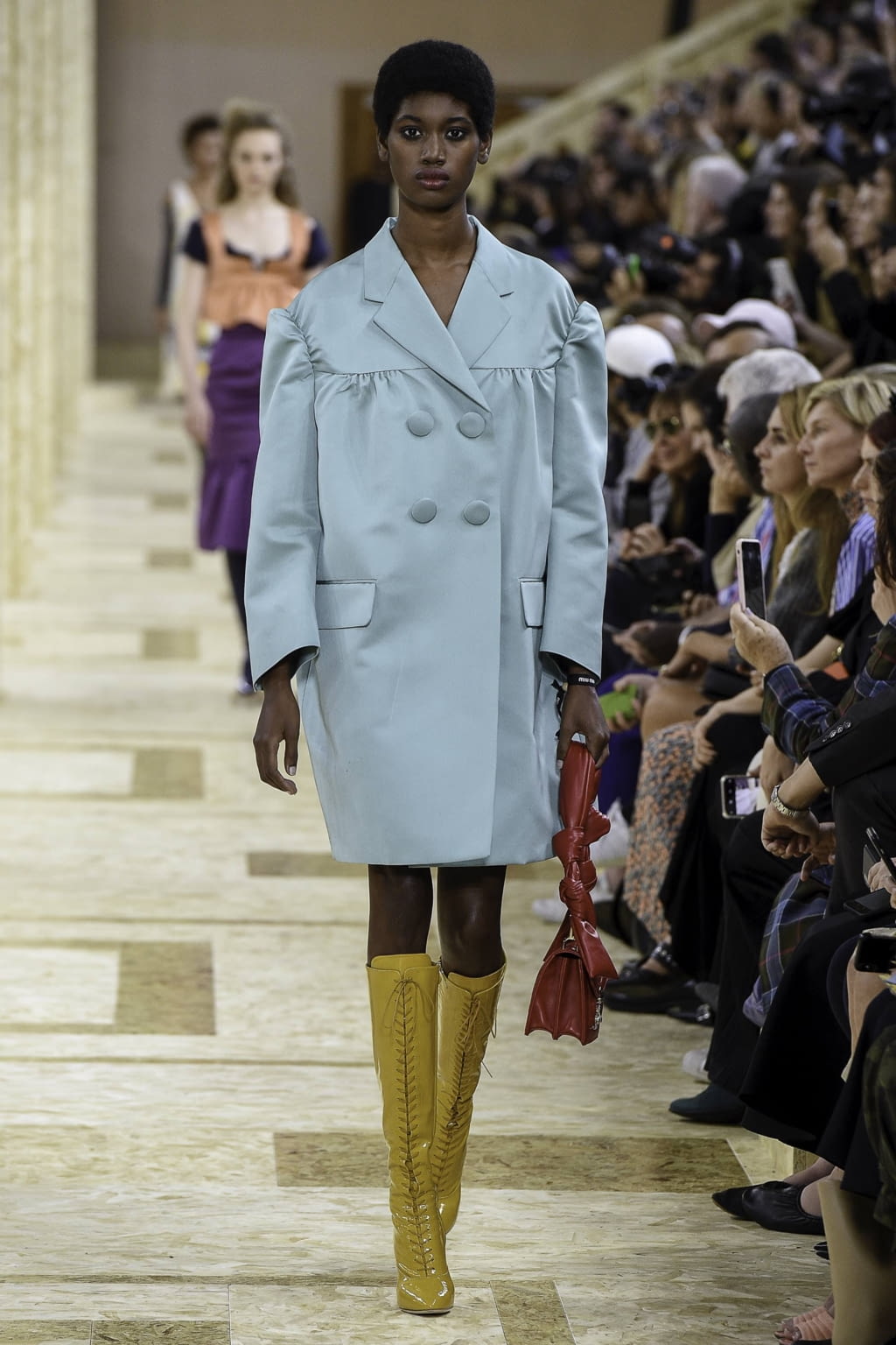 Fashion Week Paris Spring/Summer 2020 look 37 from the Miu Miu collection 女装