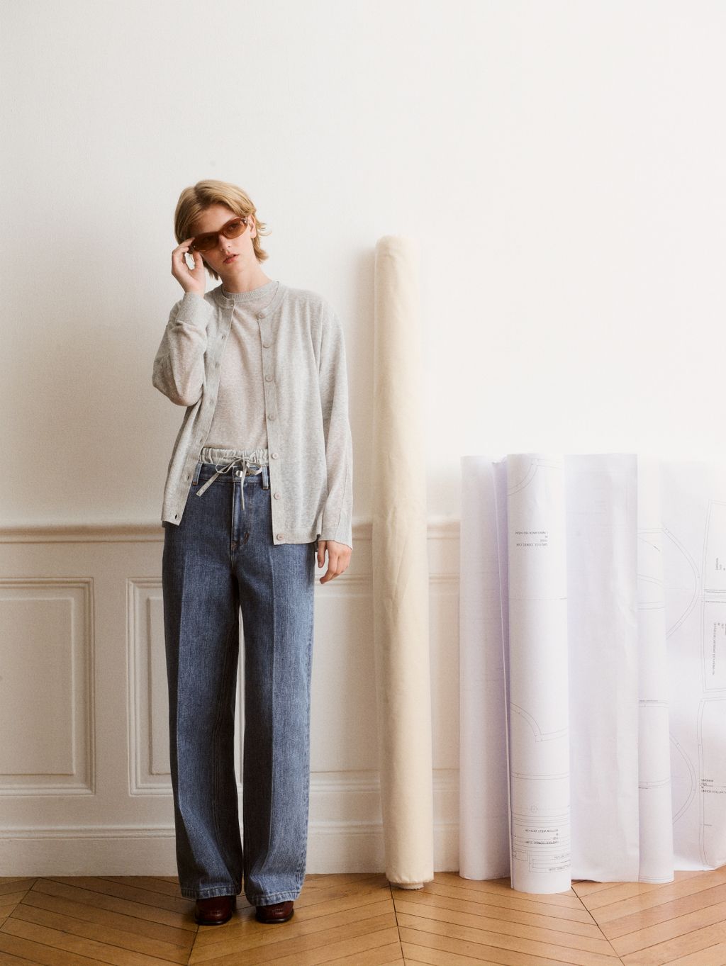 Fashion Week Paris Spring/Summer 2026 look 23 from the Maison Kitsuné collection womenswear