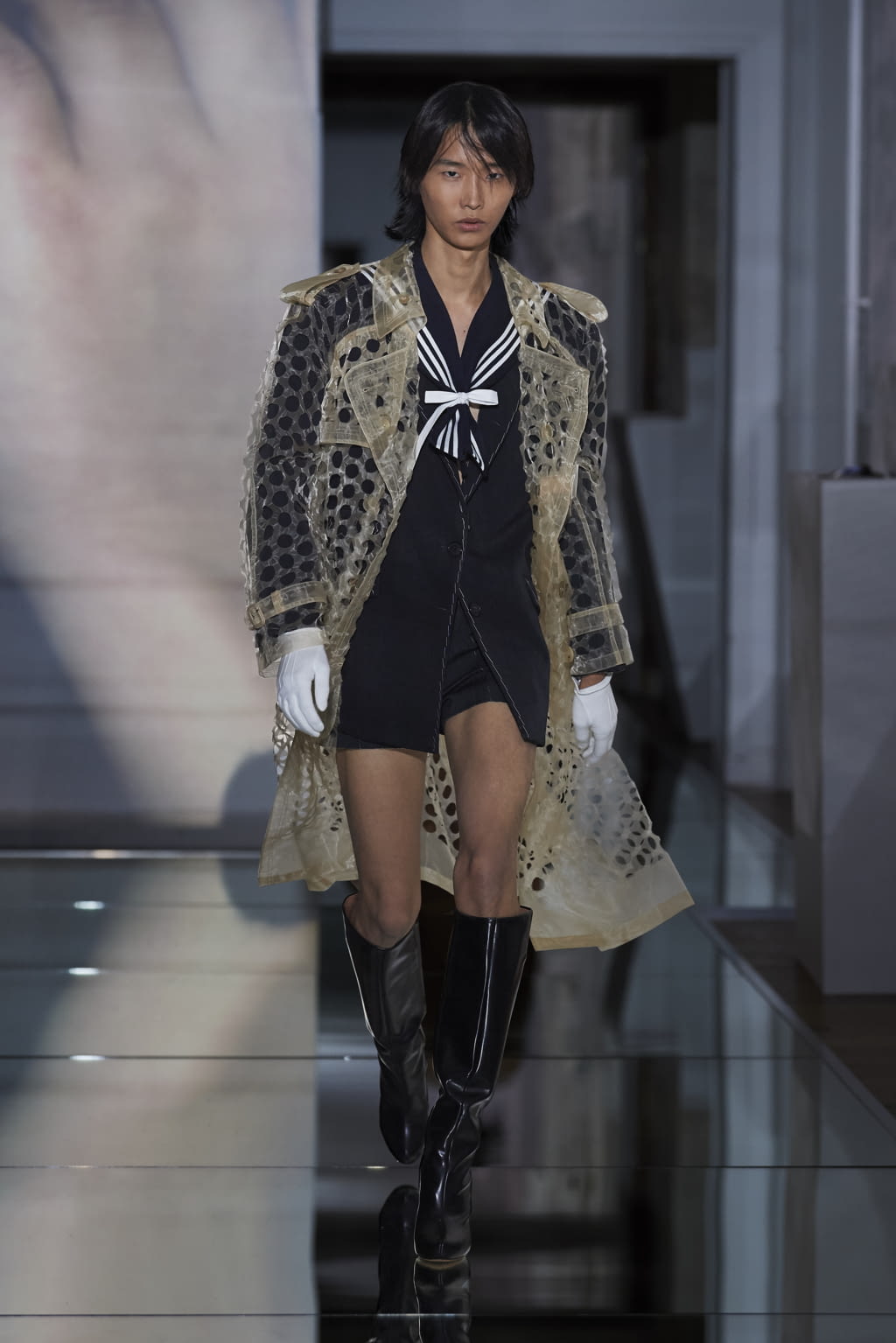 Fashion Week Paris Fall/Winter 2019 look 12 de la collection Maison Margiela couture