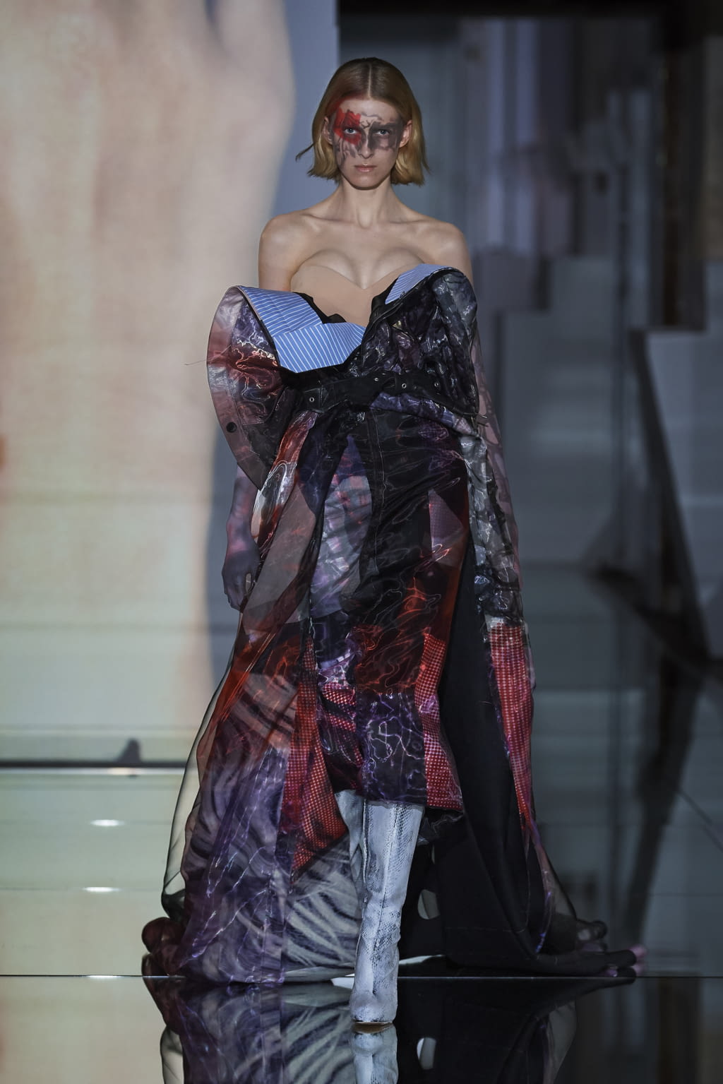 Fashion Week Paris Fall/Winter 2019 look 24 de la collection Maison Margiela couture