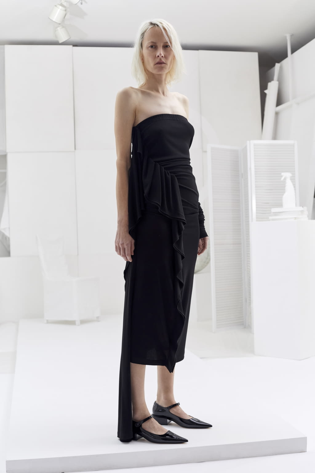 Fashion Week London Pre-Fall 2021 look 13 from the MM6 collection womenswear