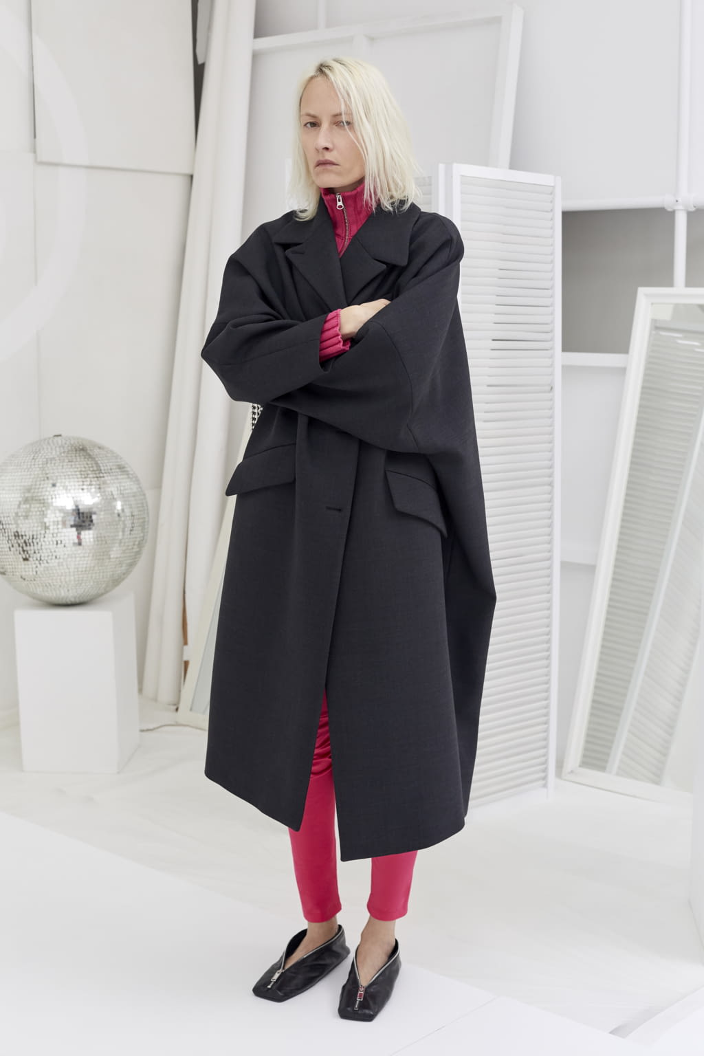 Fashion Week London Pre-Fall 2021 look 14 from the MM6 Maison Margiela collection womenswear