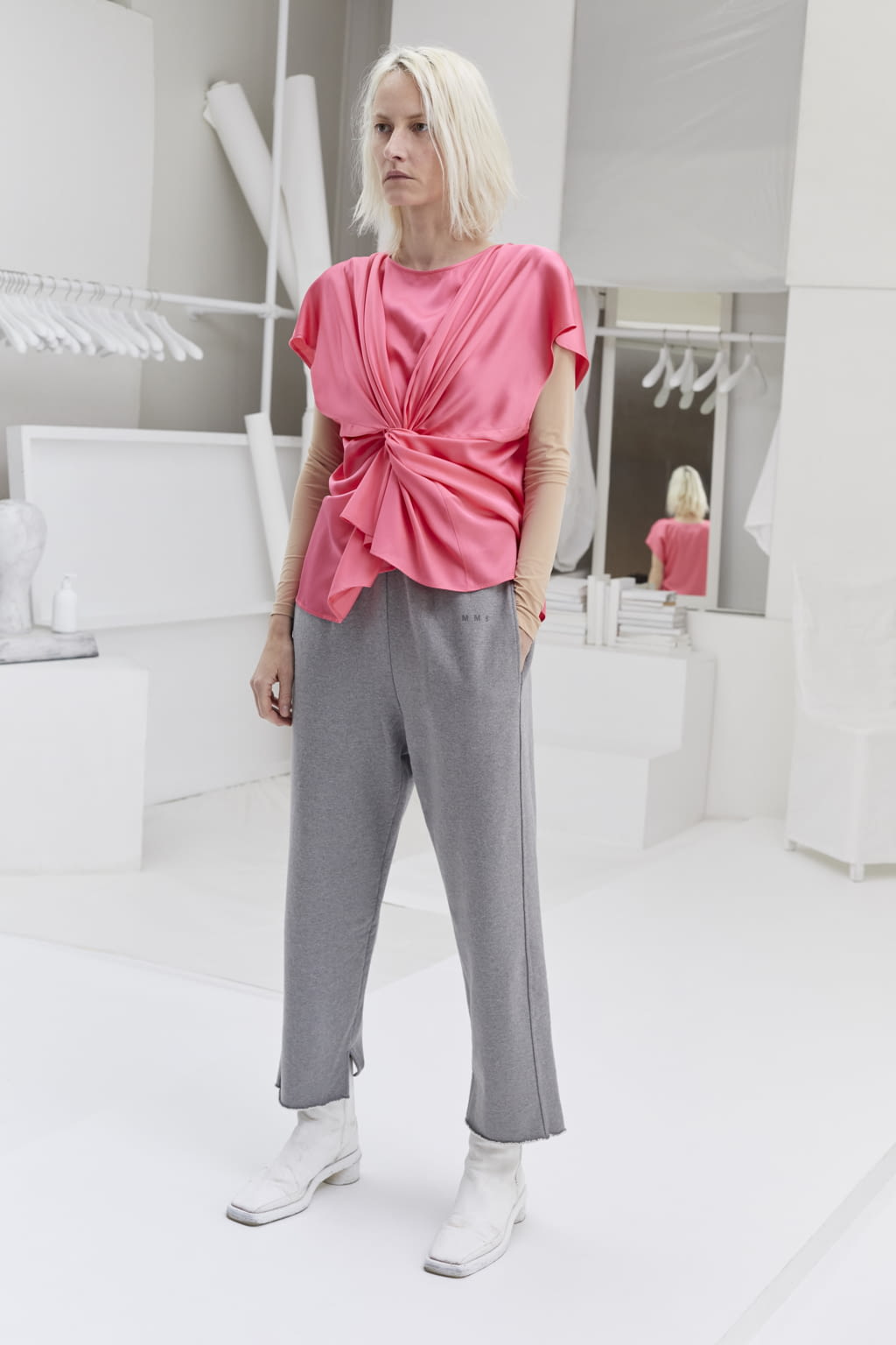 Fashion Week London Pre-Fall 2021 look 20 from the MM6 collection womenswear