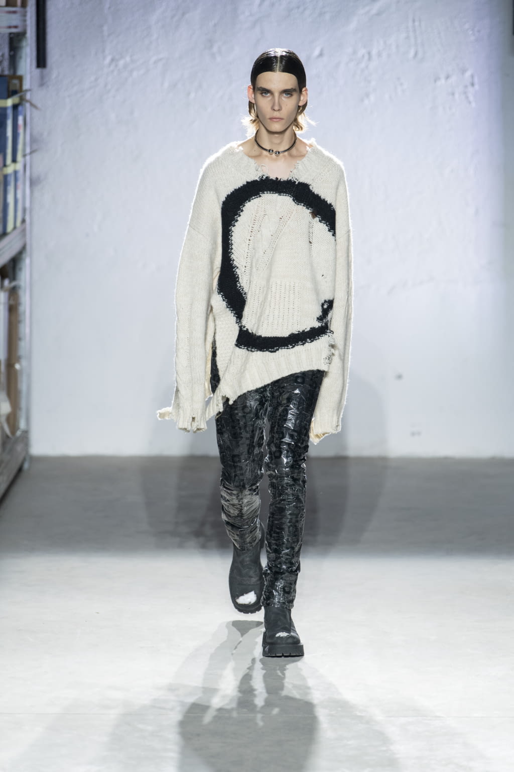 Fashion Week Milan Fall/Winter 2022 look 11 from the MM6 collection womenswear