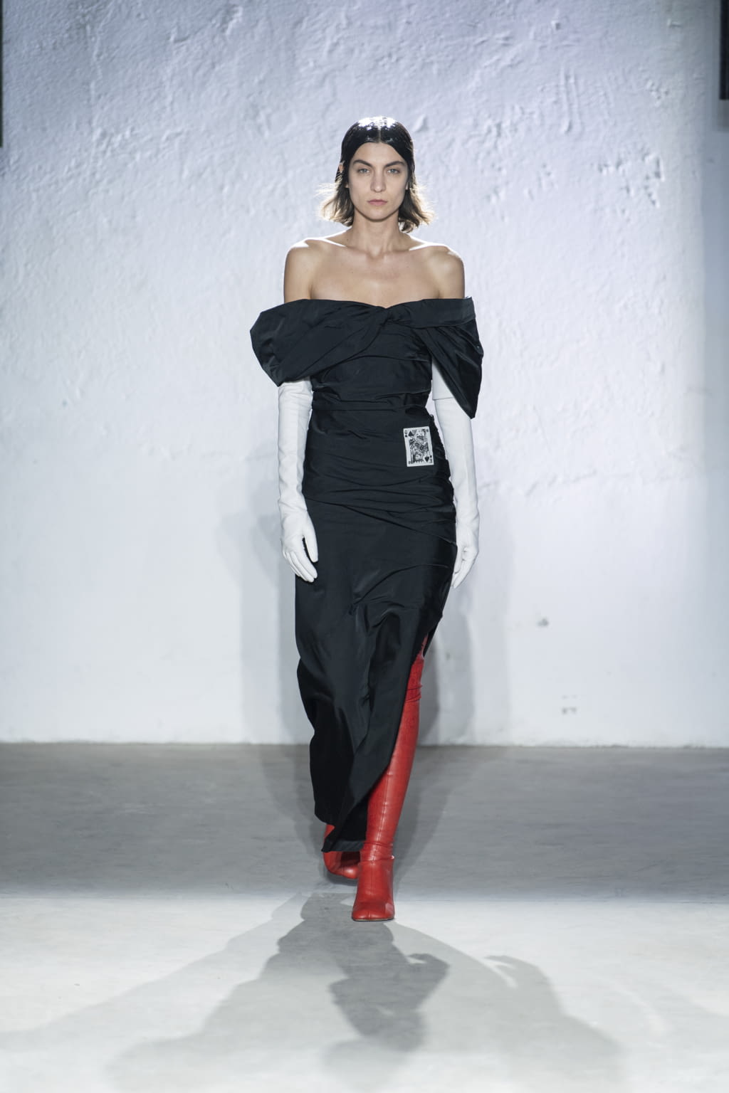 Fashion Week Milan Fall/Winter 2022 look 14 de la collection MM6 Maison Margiela womenswear