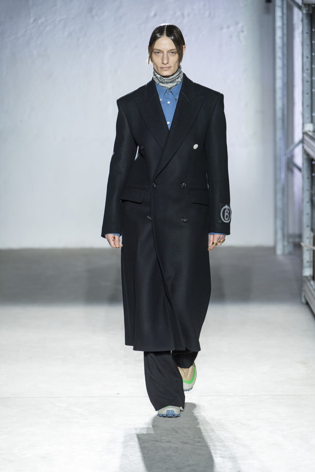 Fashion Week Milan Fall/Winter 2022 look 1 from the MM6 collection womenswear