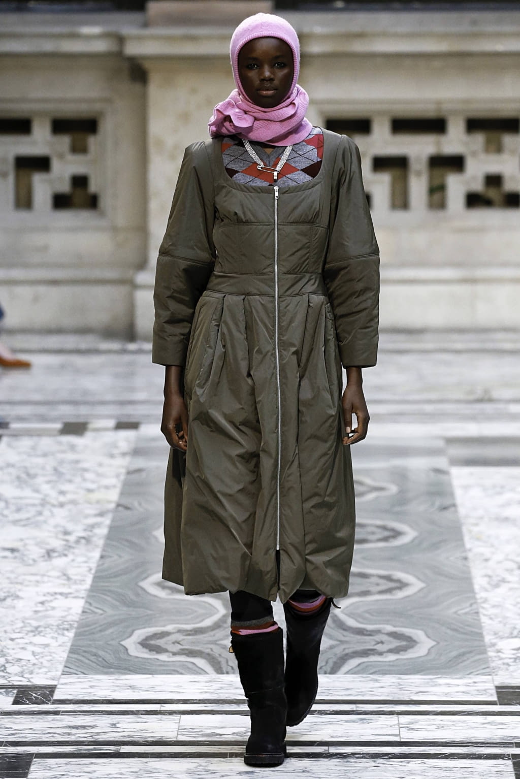 Fashion Week London Fall/Winter 2019 look 18 from the Molly Goddard collection womenswear