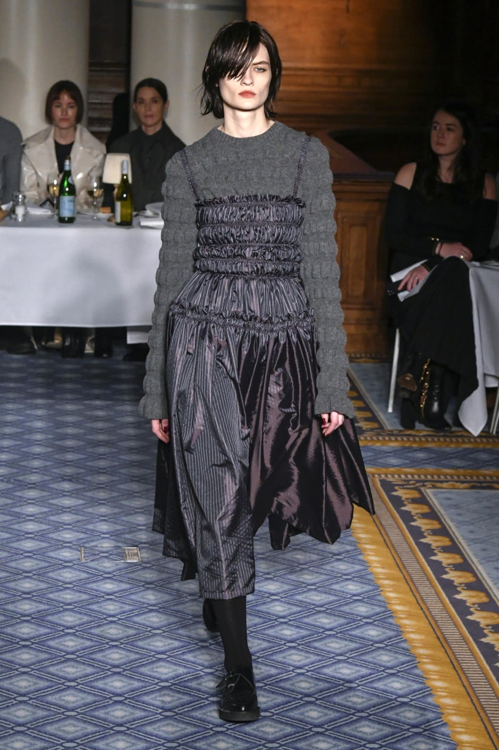 Fashion Week London Fall/Winter 2020 look 10 de la collection Molly Goddard womenswear
