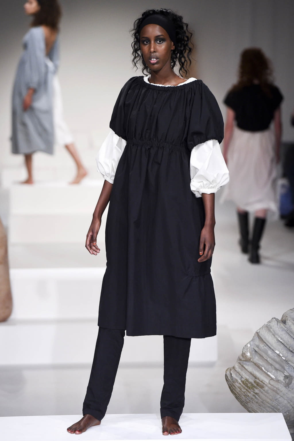 Fashion Week London Spring/Summer 2018 look 3 from the Molly Goddard collection womenswear