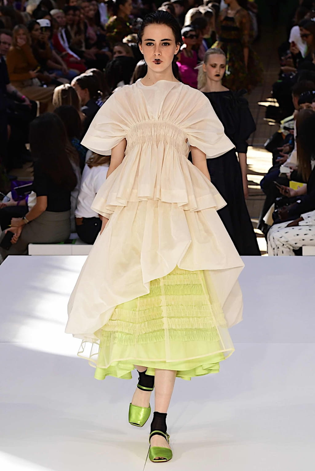 Fashion Week London Spring/Summer 2020 look 14 de la collection Molly Goddard womenswear