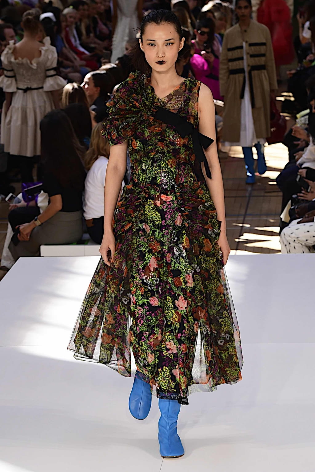 Fashion Week London Spring/Summer 2020 look 19 from the Molly Goddard collection 女装
