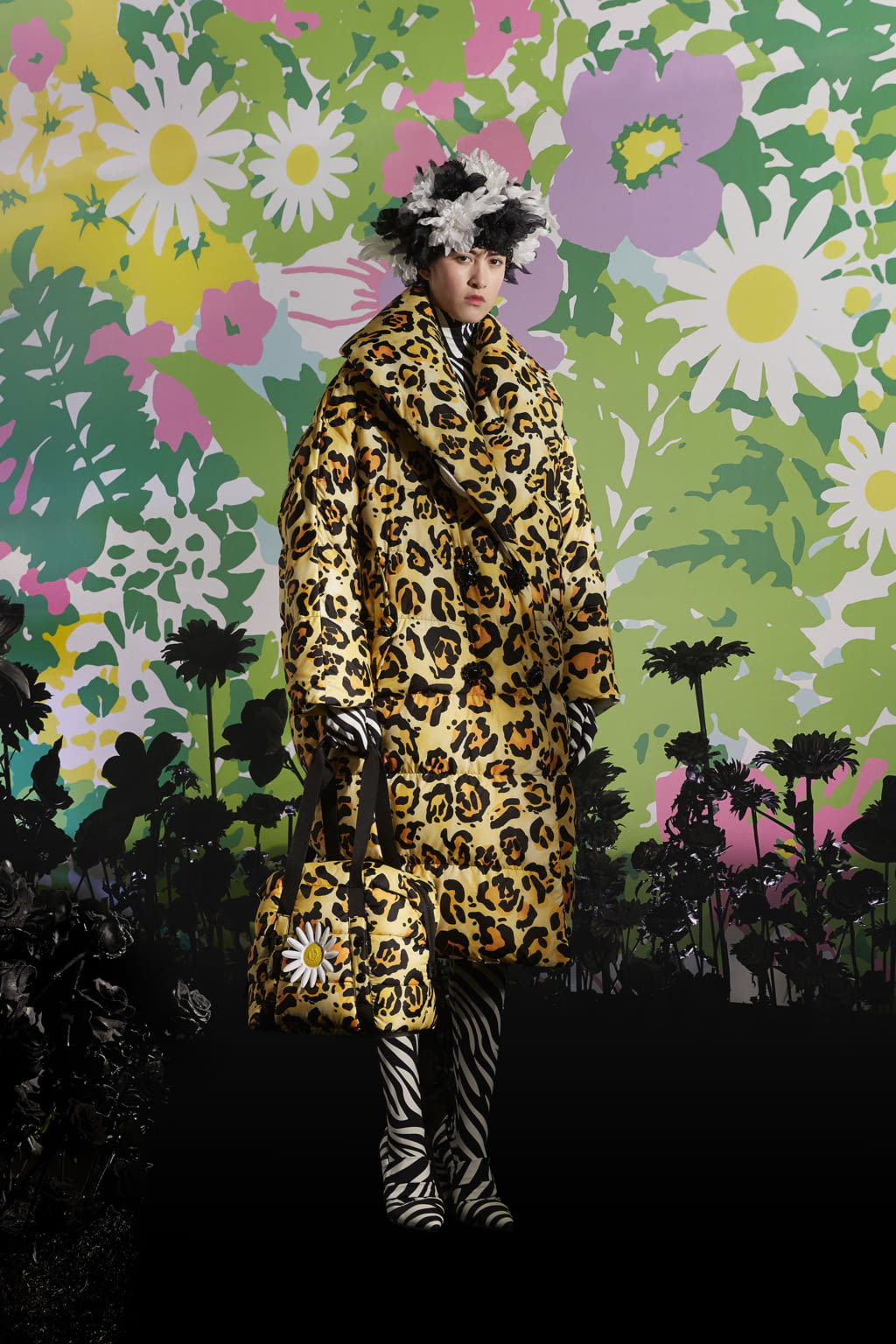 Fashion Week Milan Fall/Winter 2019 look 6 de la collection Moncler Genius womenswear