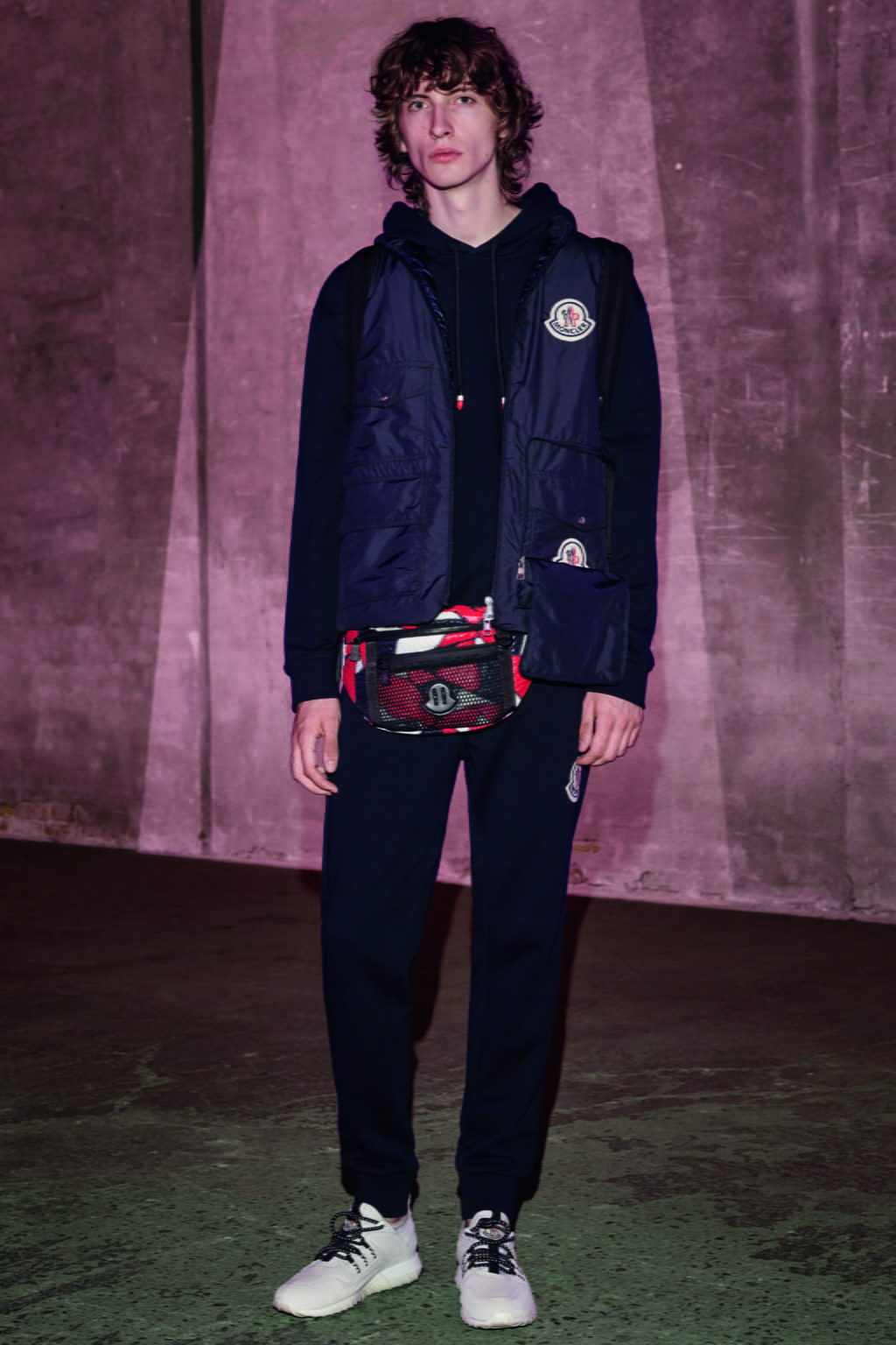 Fashion Week Milan Spring/Summer 2019 look 12 from the 2 Moncler 1952 collection 男装