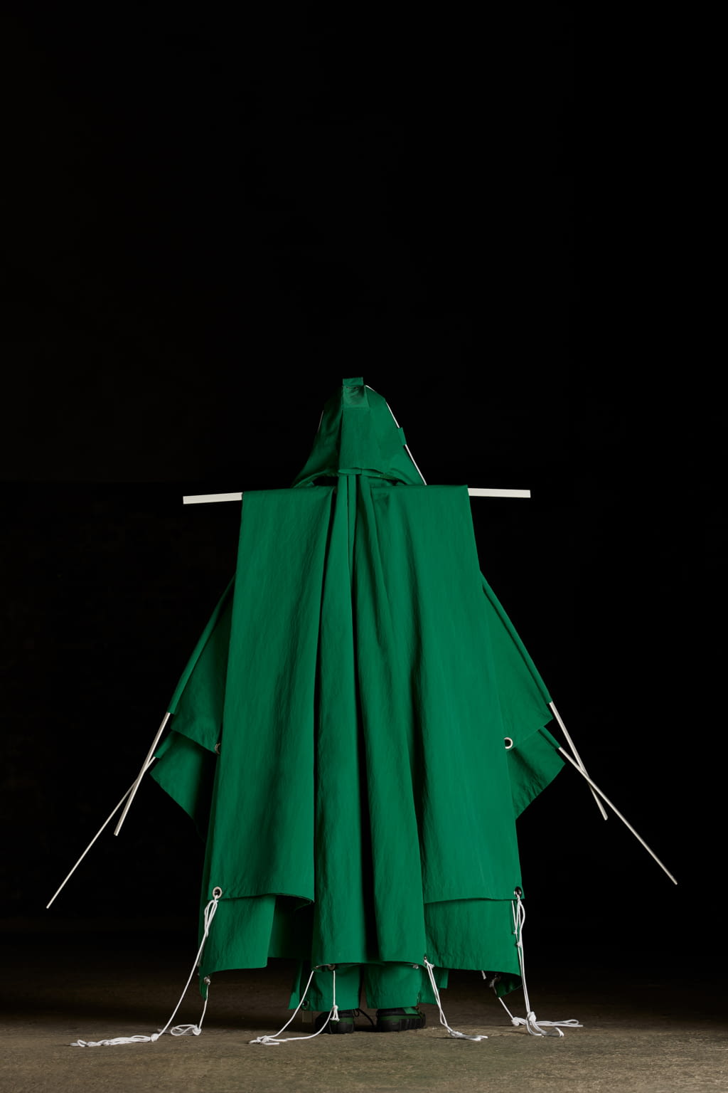 Fashion Week Milan Spring/Summer 2019 look 14 de la collection 5 Moncler Craig Green menswear