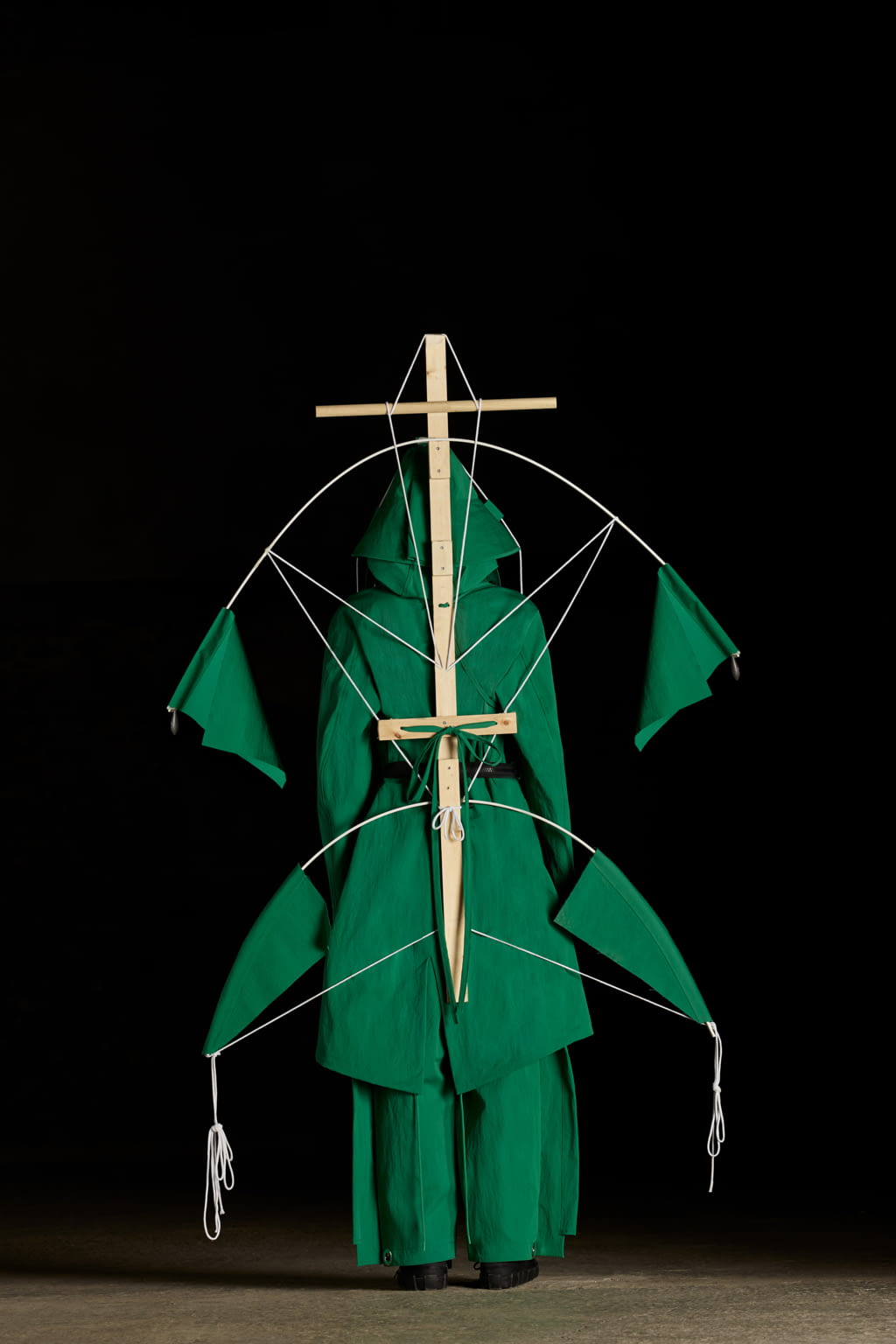 Fashion Week Milan Spring/Summer 2019 look 16 de la collection 5 Moncler Craig Green menswear