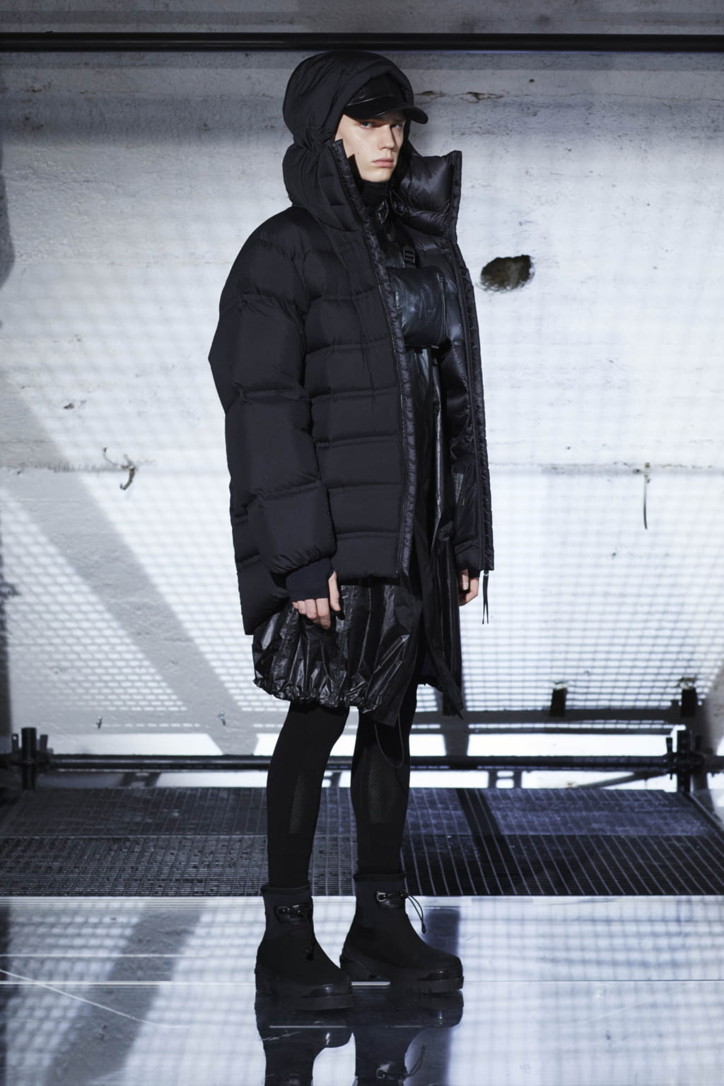 Fashion Week Milan Fall/Winter 2019 look 35 from the Moncler Genius collection 男装