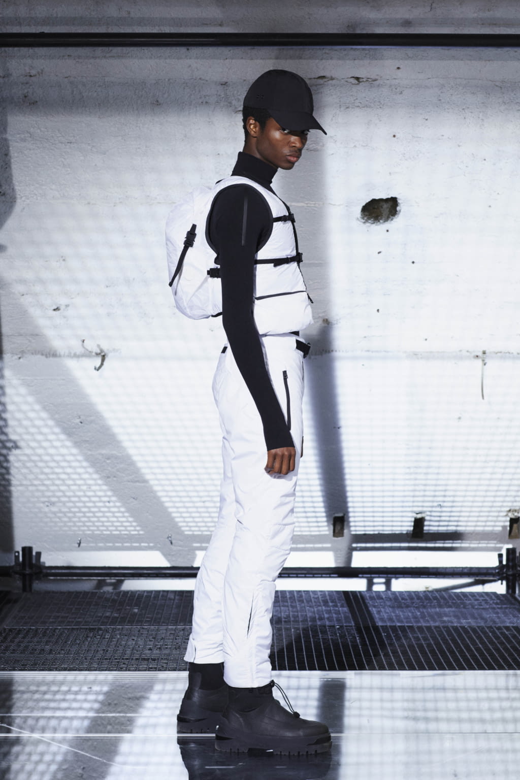 Fashion Week Milan Fall/Winter 2019 look 45 from the Moncler Genius collection 男装