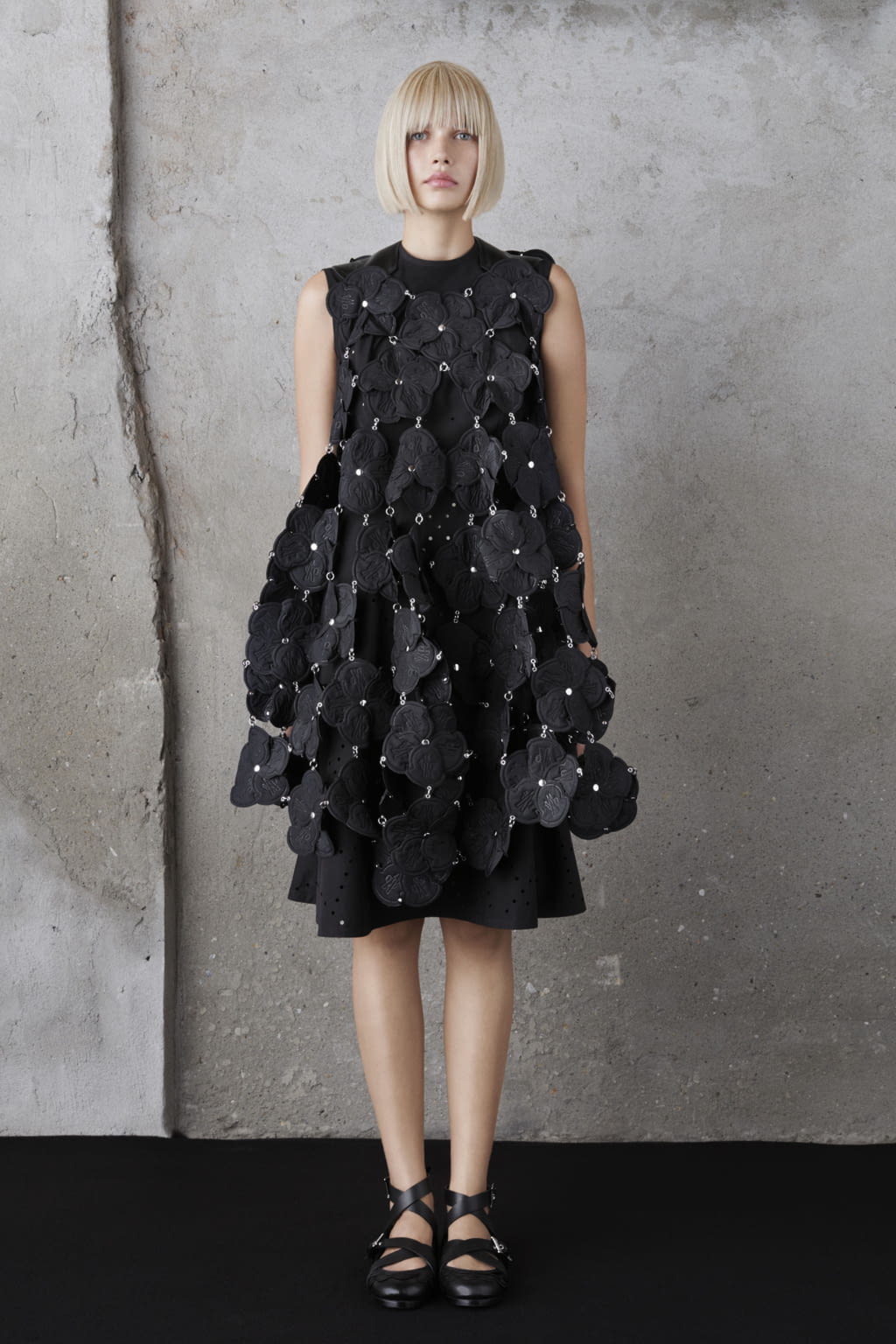 Fashion Week Milan Spring/Summer 2019 look 1 de la collection 6 Moncler Noir Kei Ninomiya womenswear